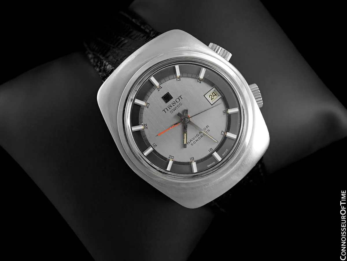 1974 Tissot Navogator Sonorous Classic Full Size Mens Alarm Reveil Watch - Stainless Steel