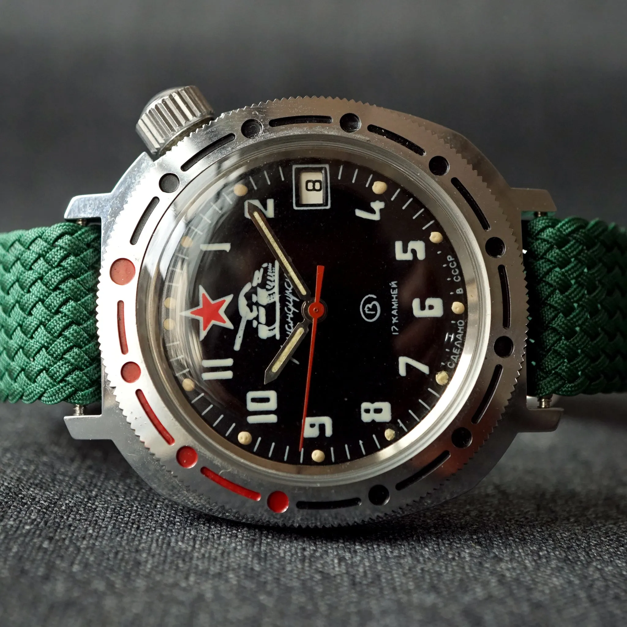 1980s USSR VOSTOK KOMANDIRSKIE TANK MILITARY WATCH