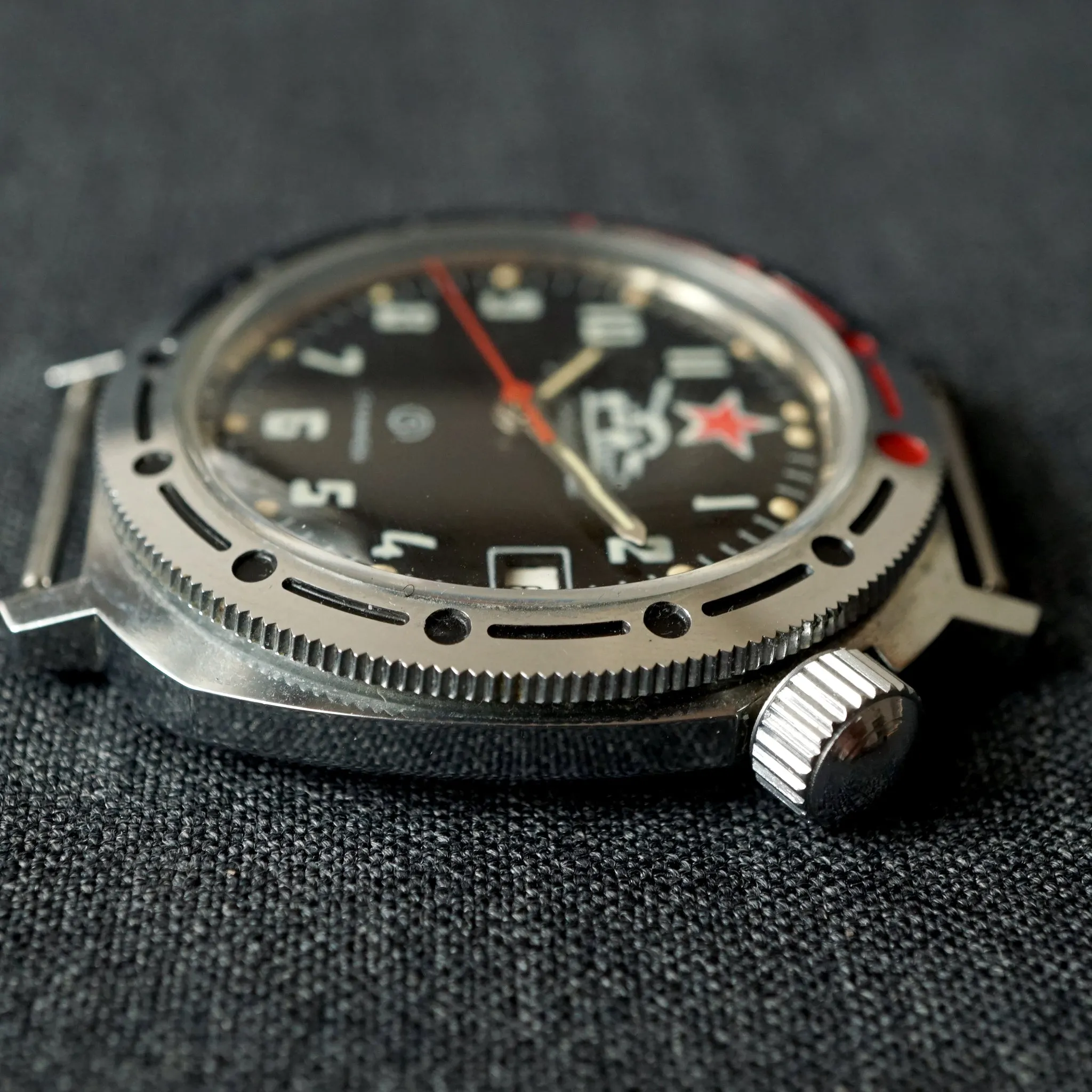 1980s USSR VOSTOK KOMANDIRSKIE TANK MILITARY WATCH