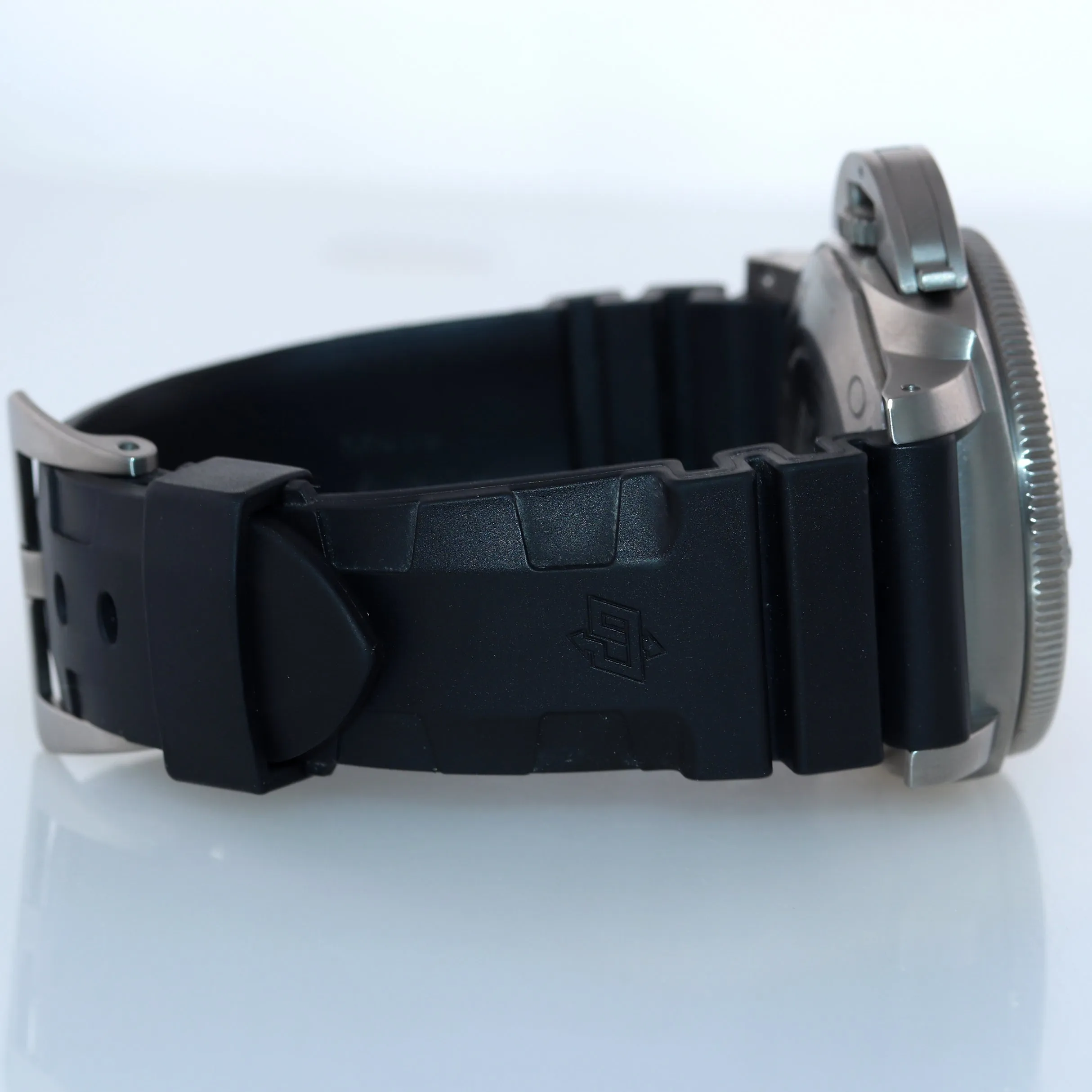 2017 Panerai PAM00389 Submersible 1950 Titanium Amagnetic 47mm PAM 389 Watch