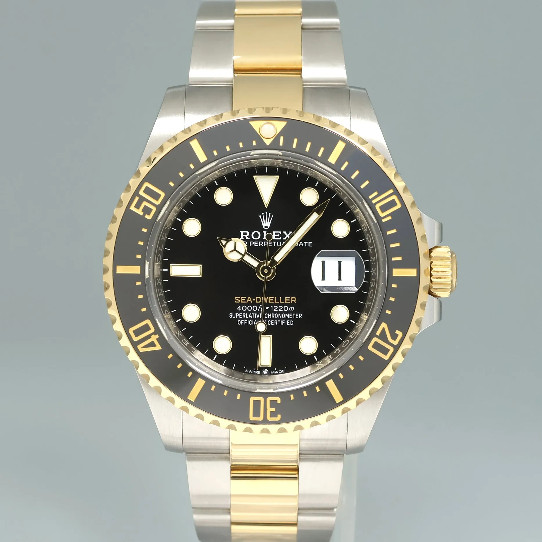 2022 MINT Rolex Sea-Dweller 43mm Two-Tone Yellow Gold 126603 Steel Black Watch