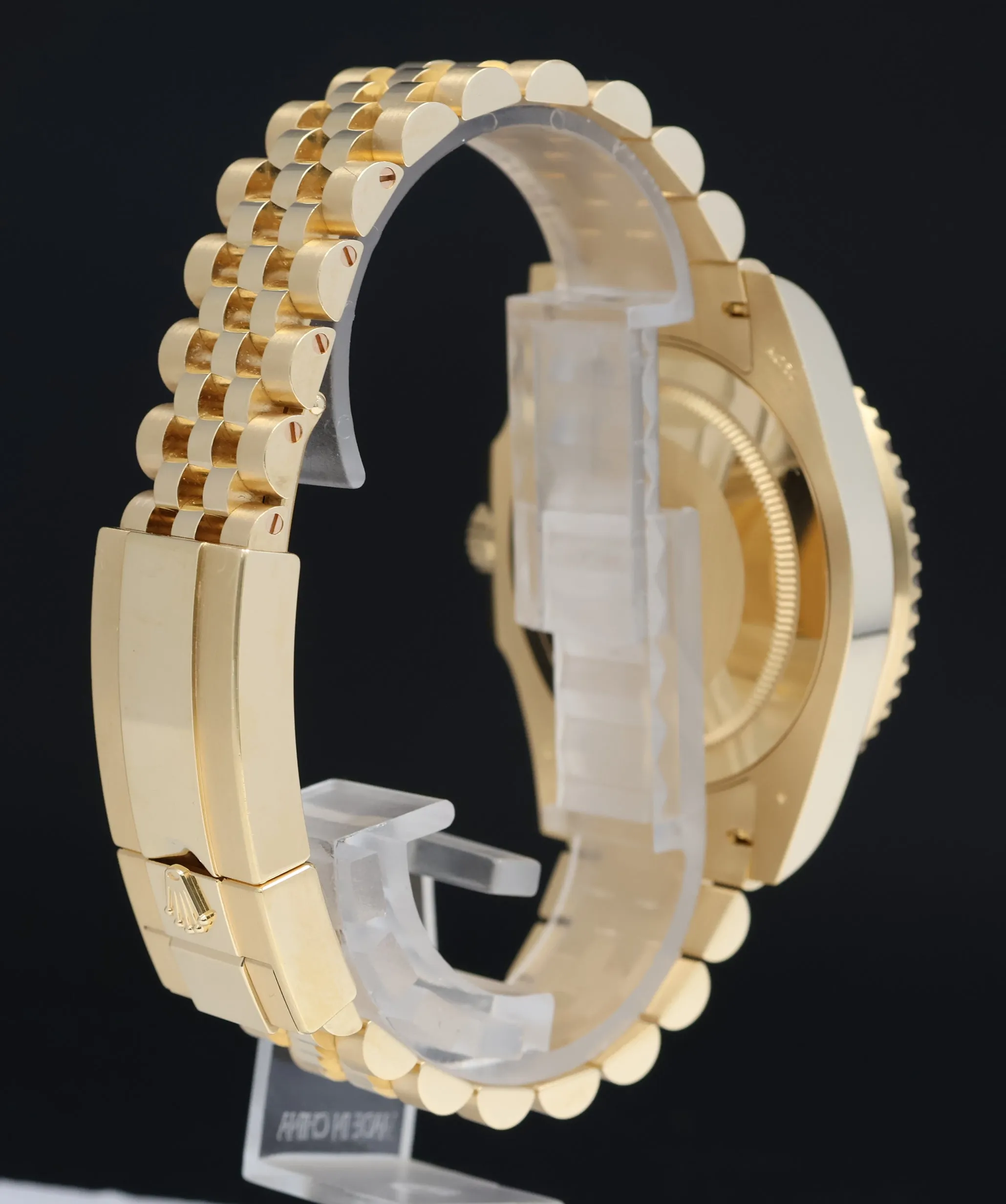 2024 NEW PAPERS Rolex GMT Master II Yellow Gold 126718 GRNR Jubilee Watch Box