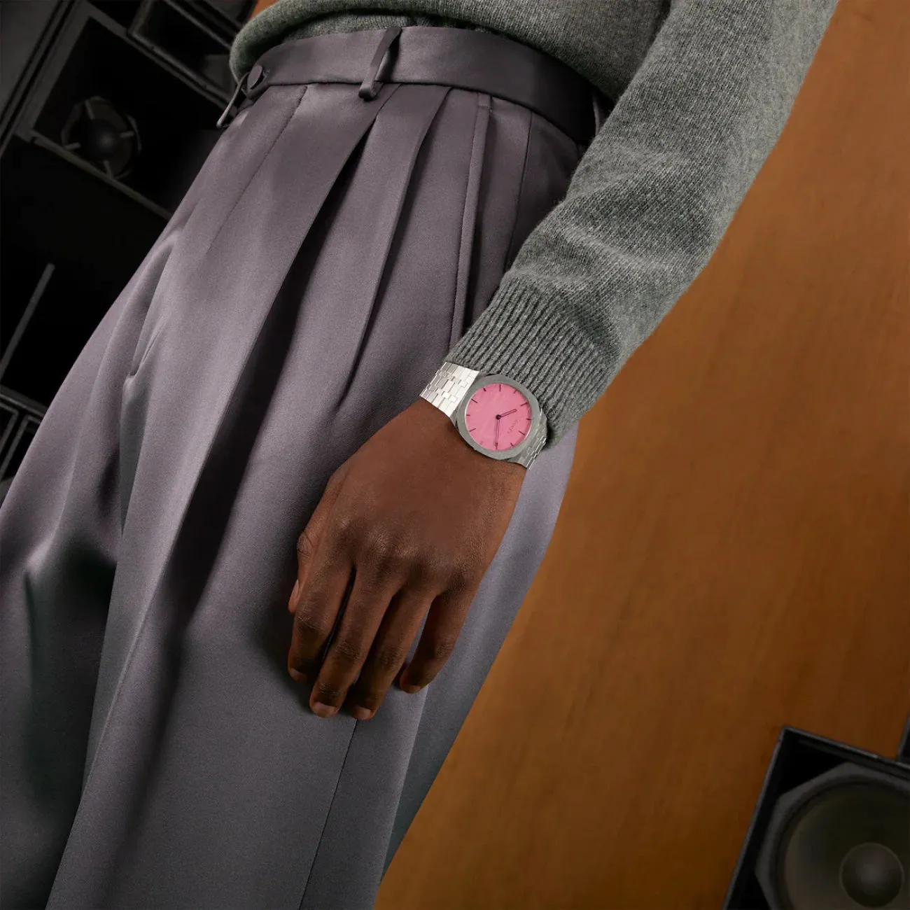 25H WATCH