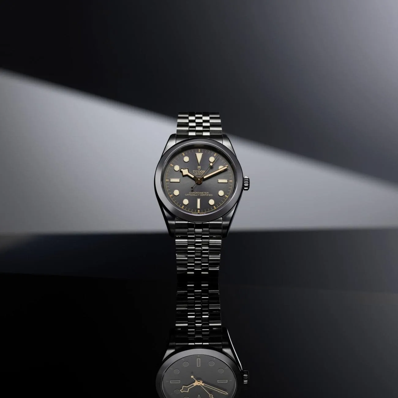BLACK BAY 39