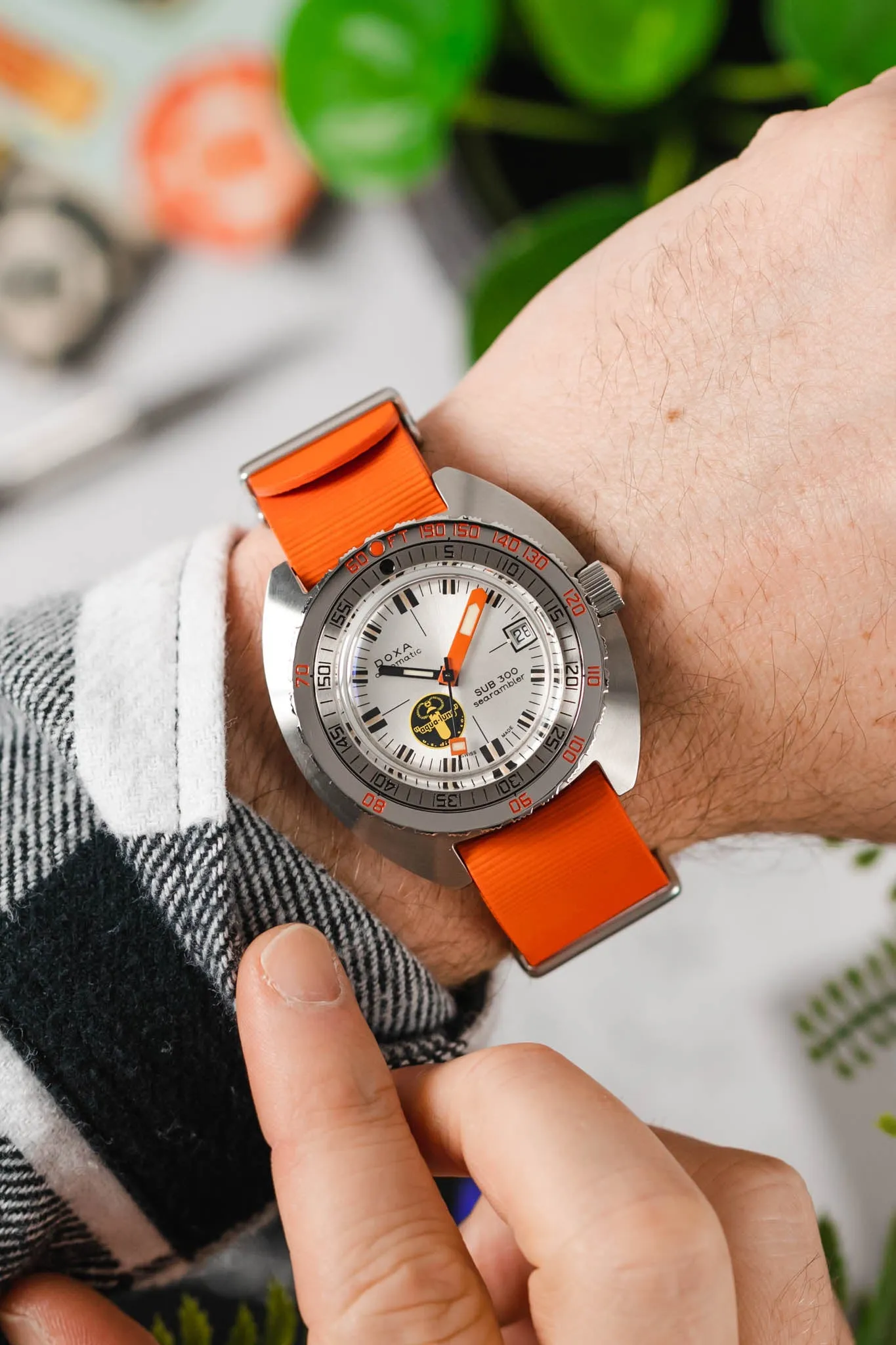 Bonetto Cinturini 328 Premium Rubber One-Piece Watch Strap in ORANGE