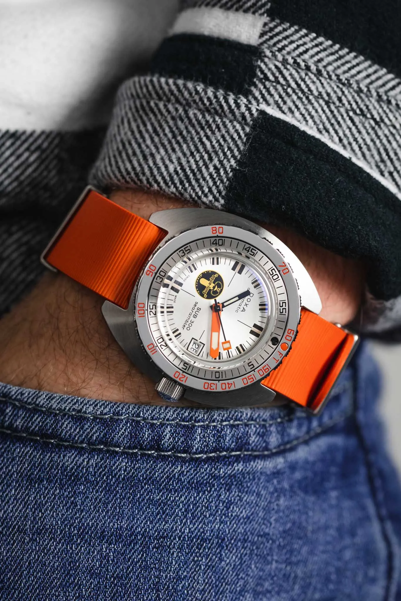 Bonetto Cinturini 328 Premium Rubber One-Piece Watch Strap in ORANGE