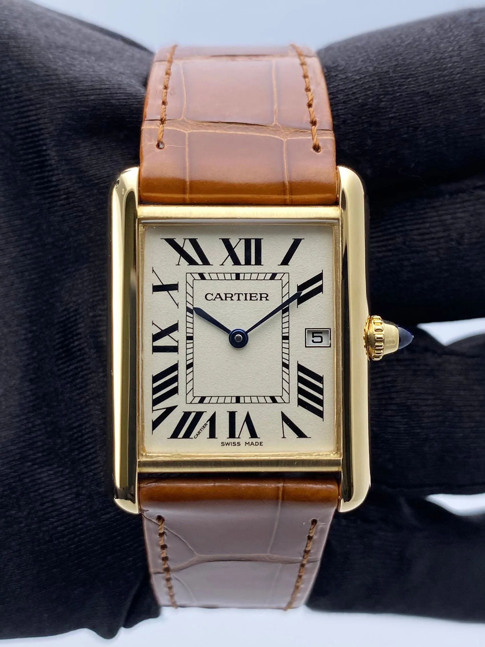 Cartier Tank Louis W1529756 18K Yellow Gold Mens Watch