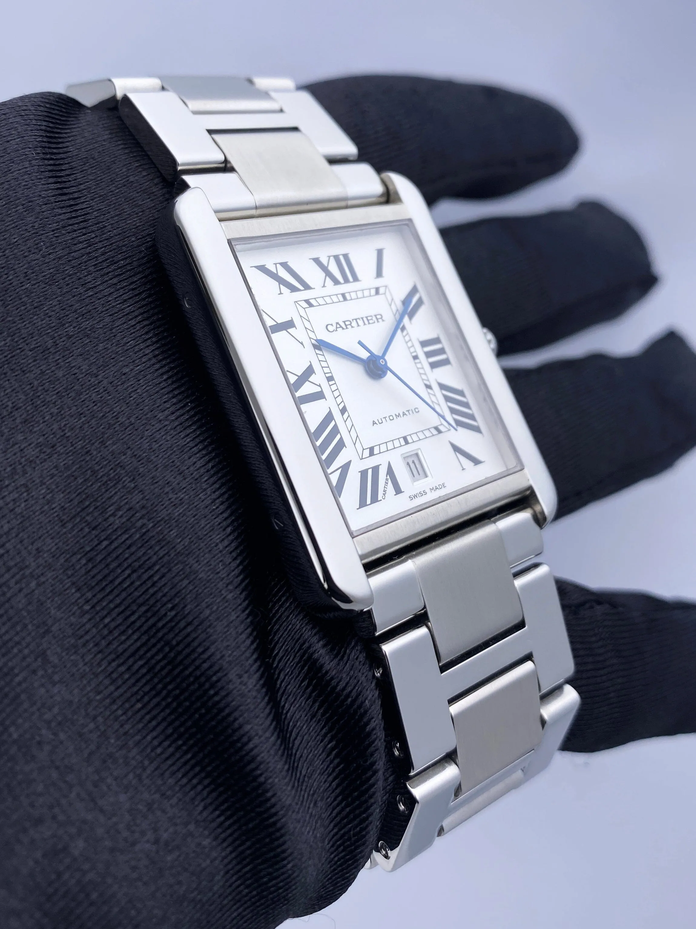 Cartier Tank Solo XL W5200028 Stainless Steel Mens Watch Box Papers