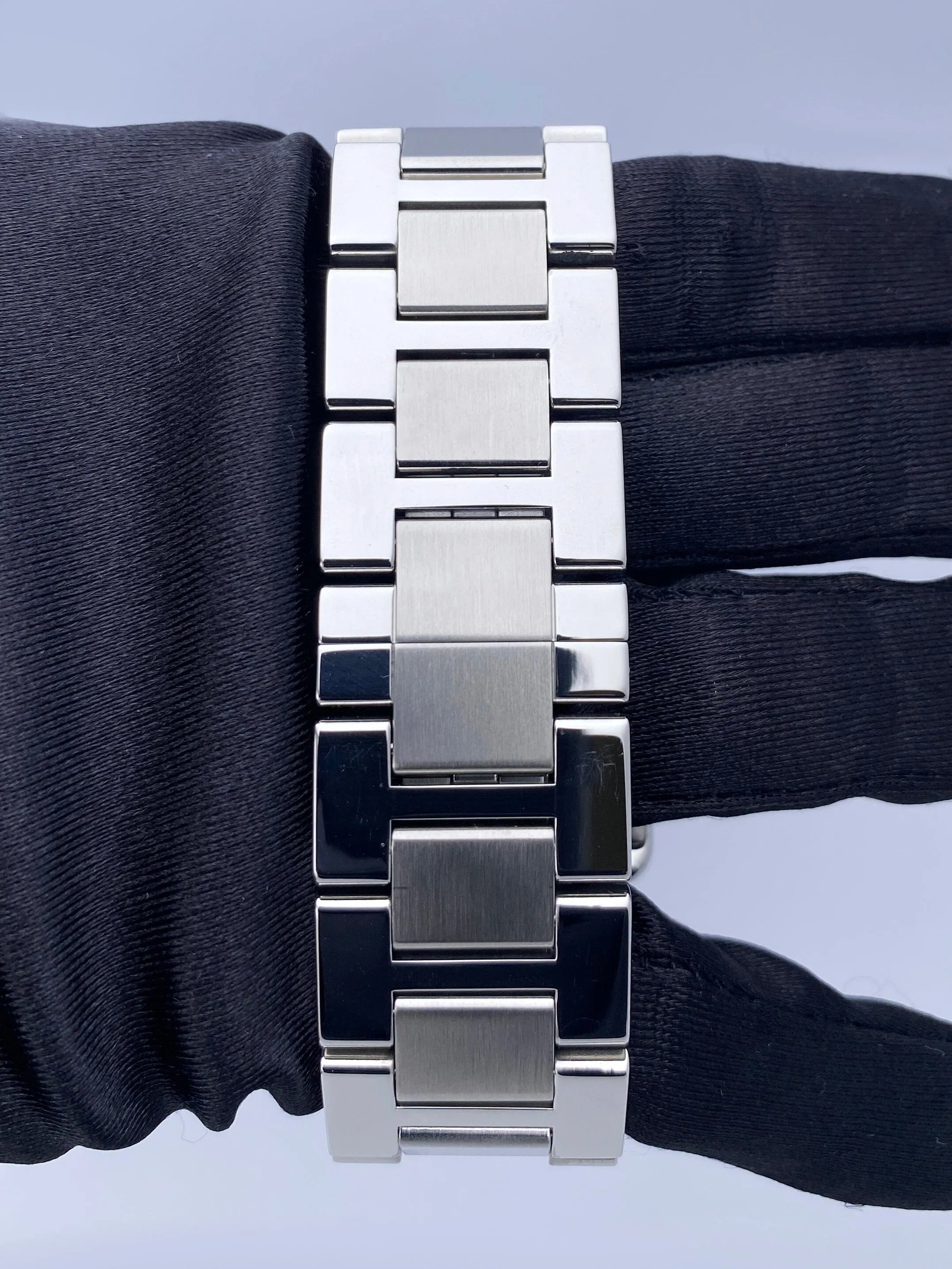 Cartier Tank Solo XL W5200028 Stainless Steel Mens Watch Box Papers