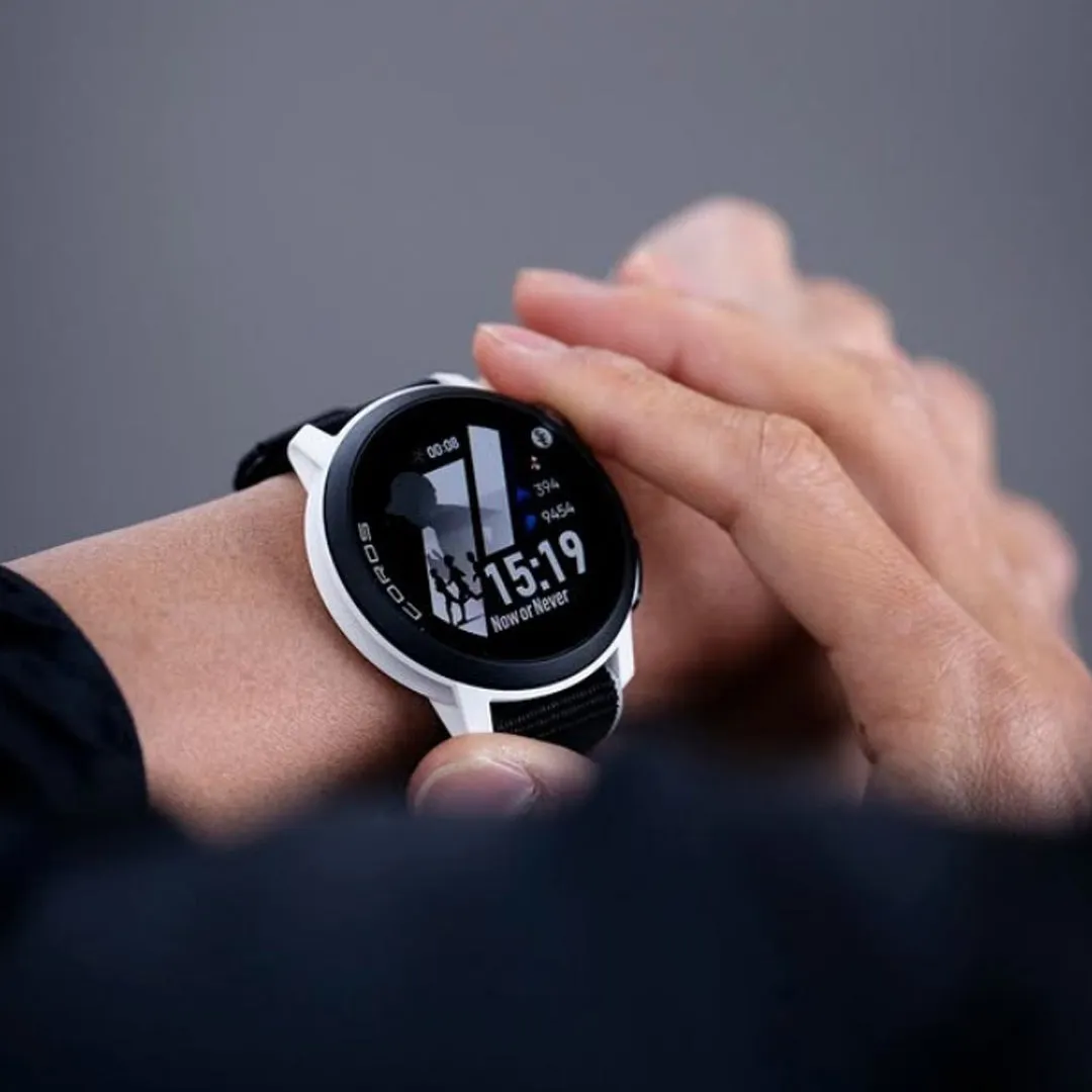 COROS - PACE Pro - GPS Sport Watch - Osako Suguru Edition
