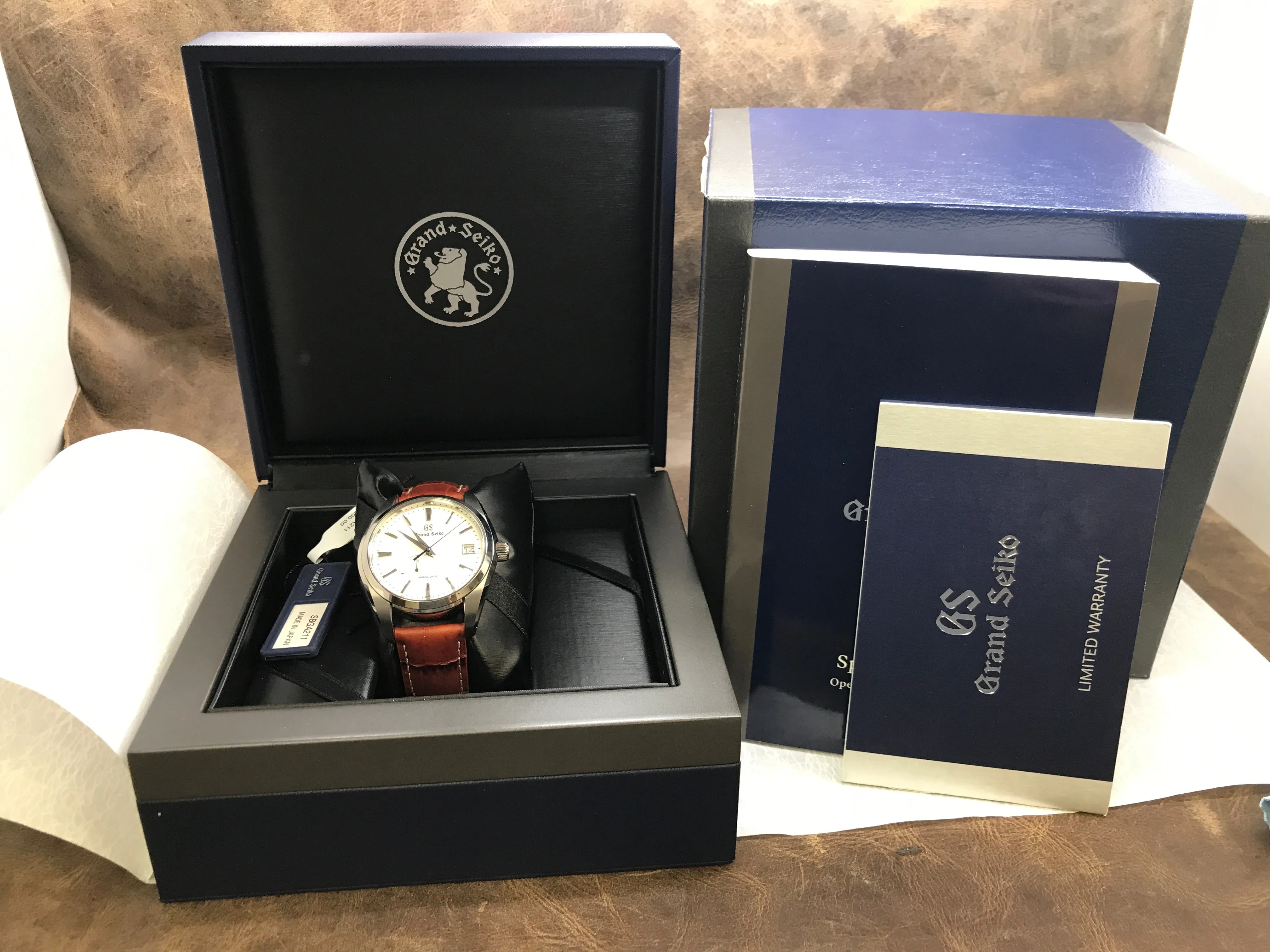 Grand Seiko Heritage Spring Drive Snowflake SBGA211 White Dial Spring Drive Men's Watch