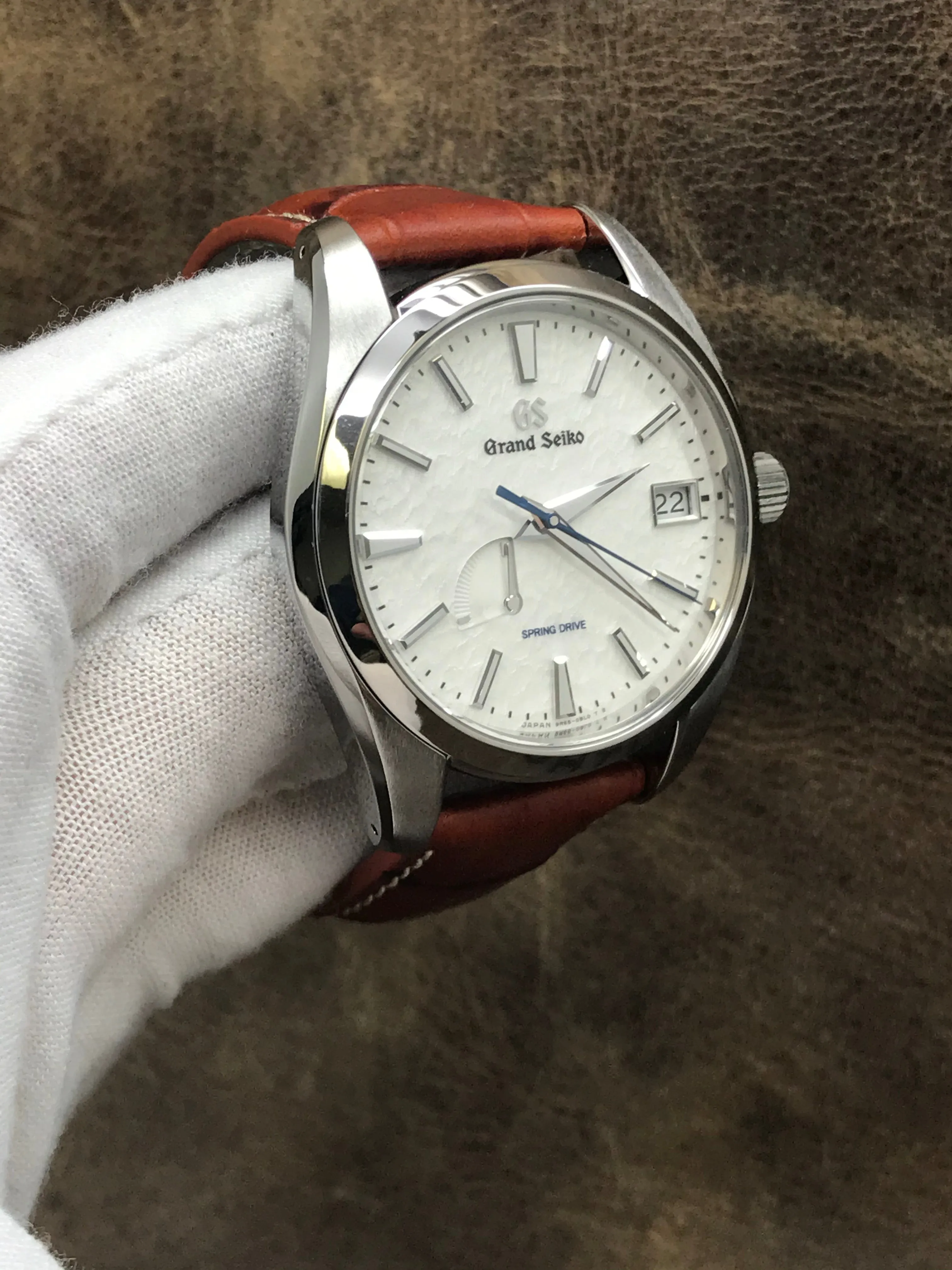 Grand Seiko Heritage Spring Drive Snowflake SBGA211 White Dial Spring Drive Men's Watch