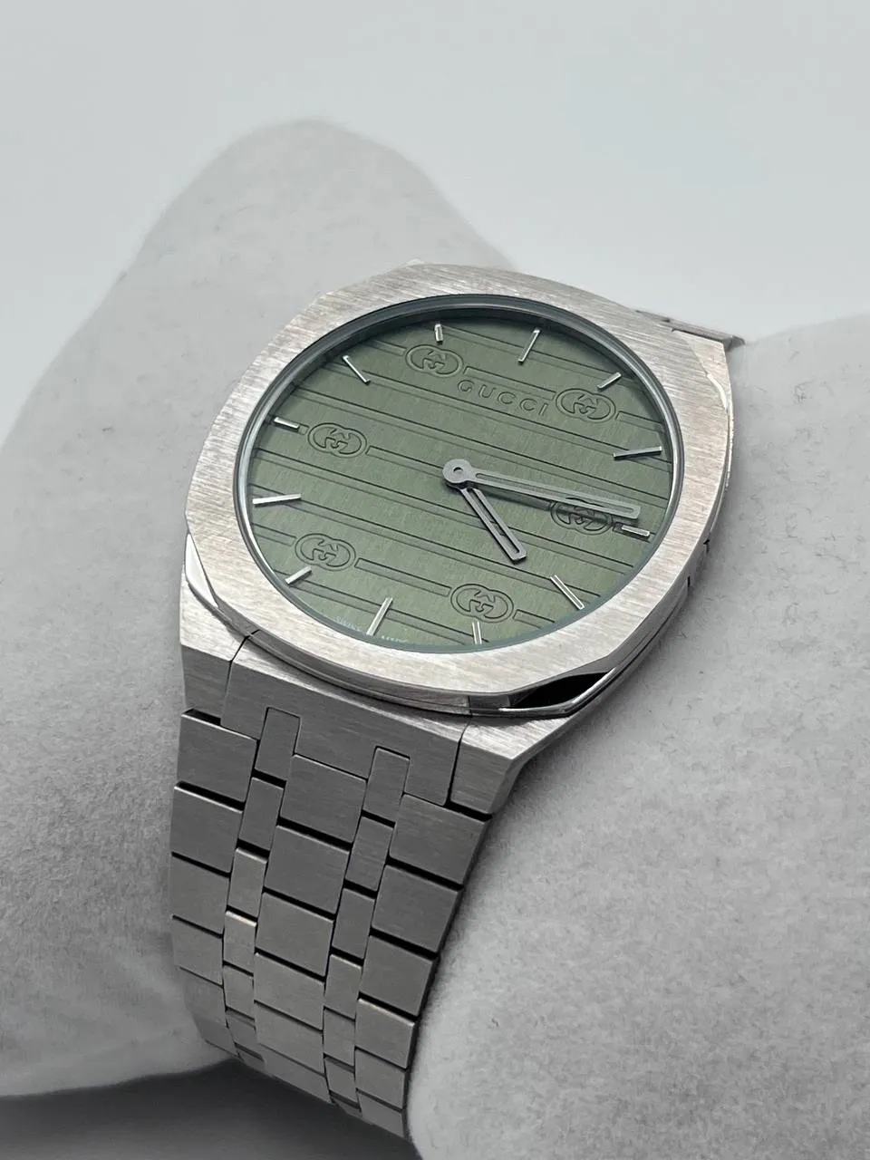 Green Gucci 25H Quartz Watch