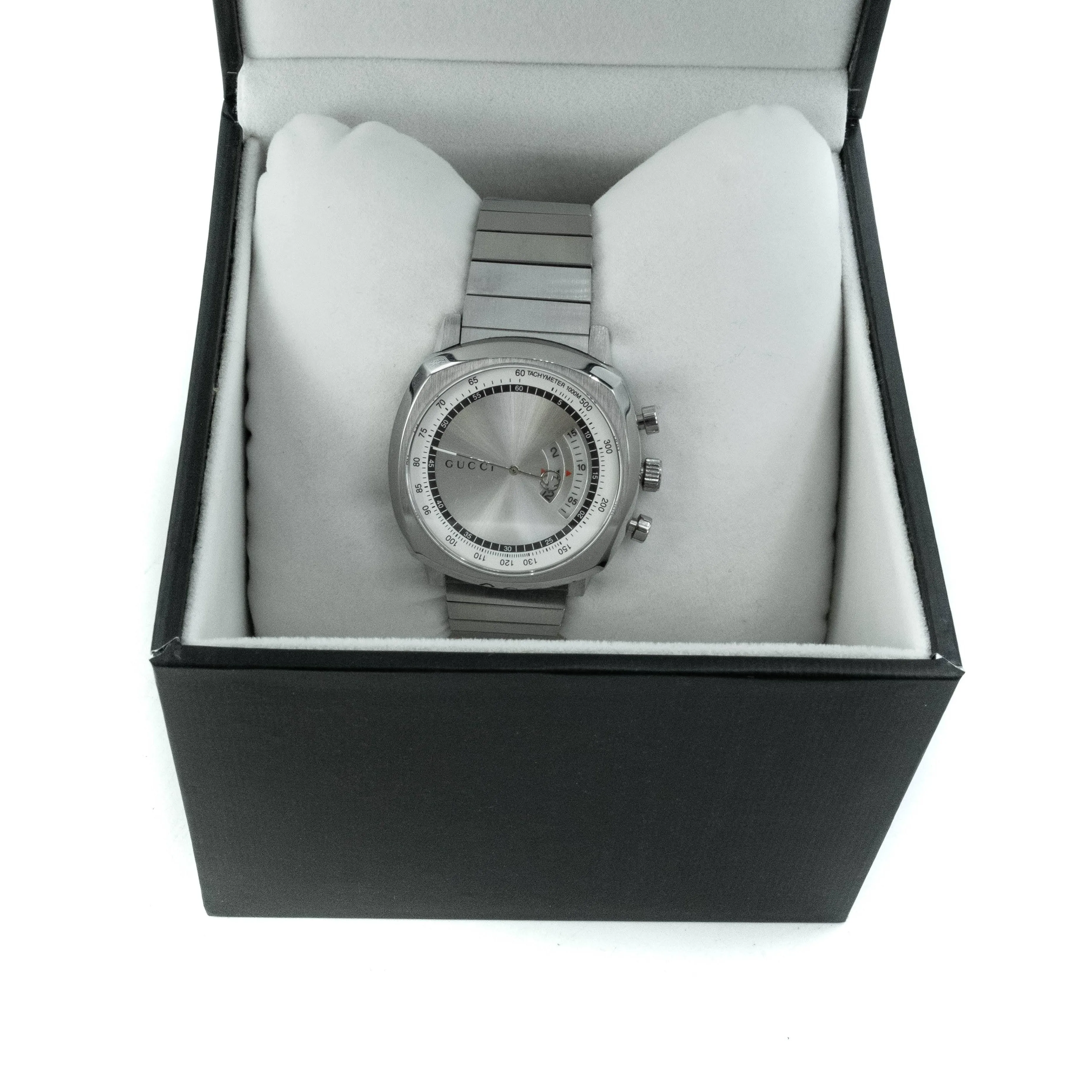Gucci Grip Collection YA157302 40mm White Dial Bracelet Watch
