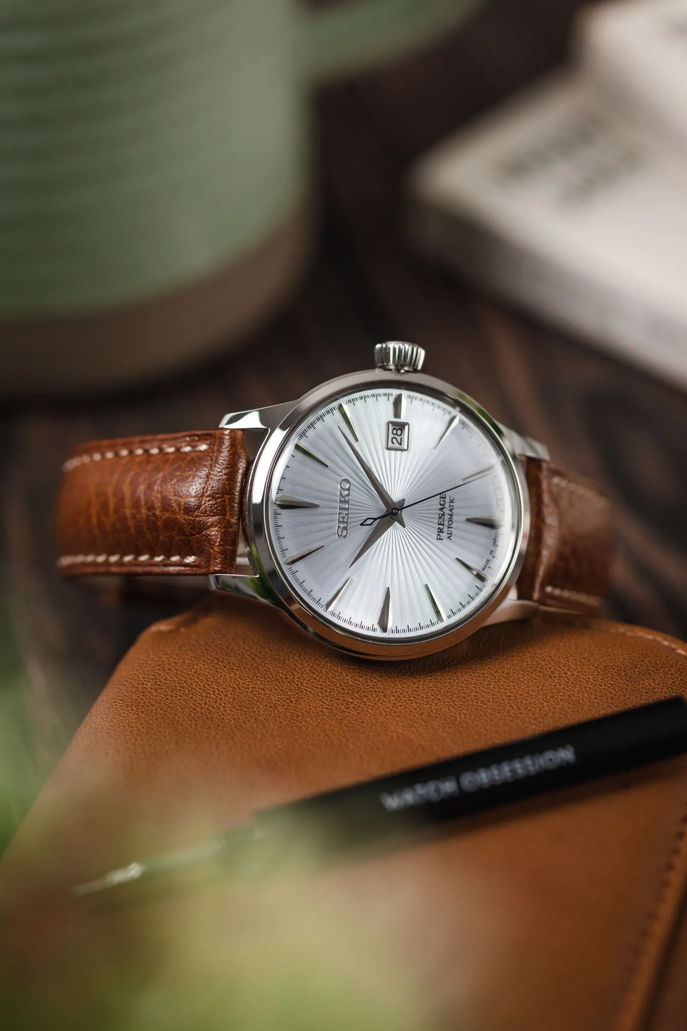 Hirsch BOSTON Quick-Release Buffalo Calfskin Leather Watch Strap in GOLD BROWN