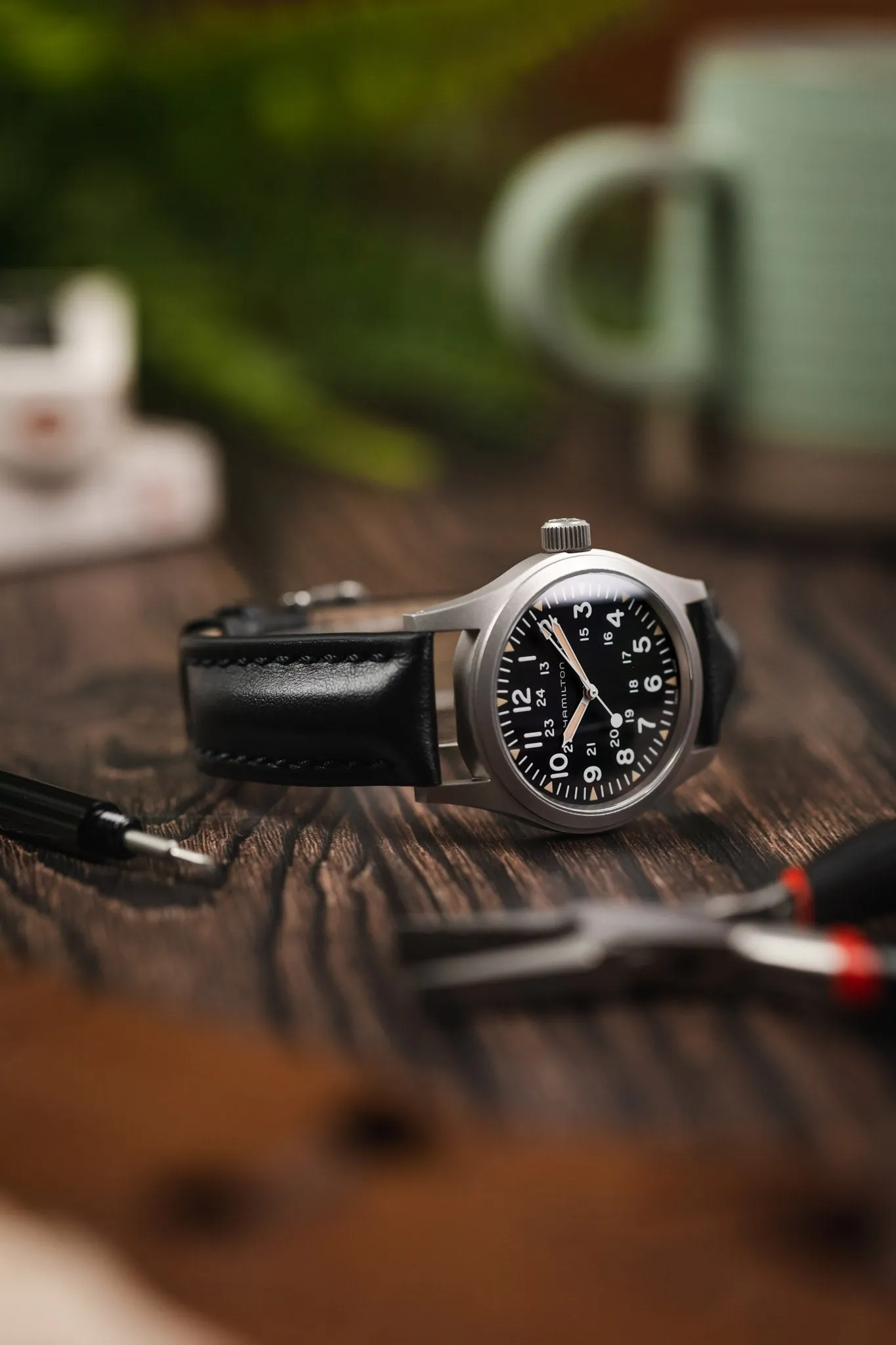 Hirsch HEAVY CALF Water-Resistant Calf Leather Watch Strap in BLACK / BLACK