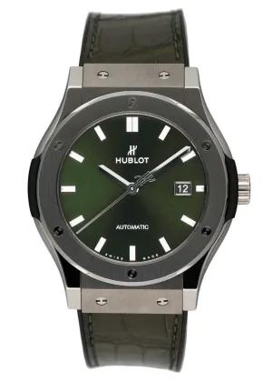 Hublot Classic Fusion 542.NX.8970.LR Green Dial Titanium Mens Watch Box Papers