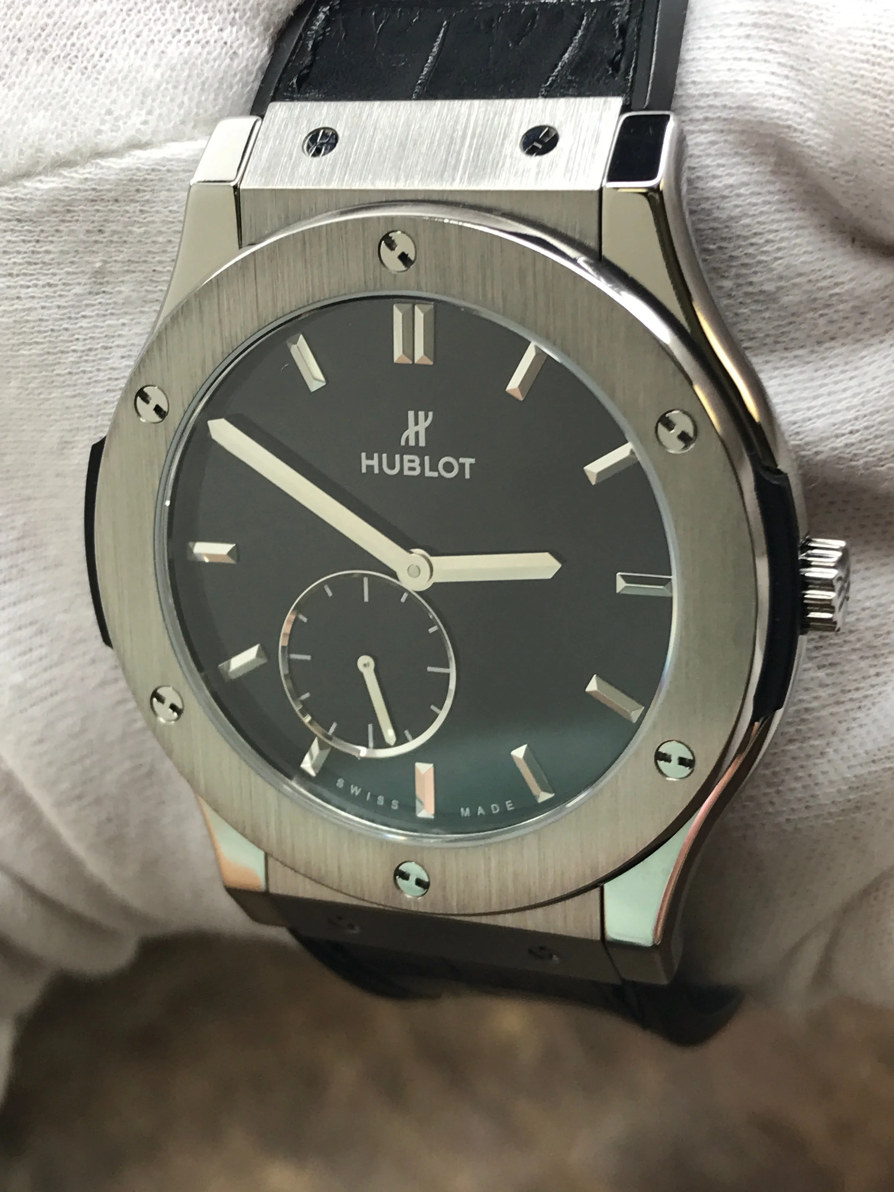 Hublot Classic Fusion Ultra Thin 515.NX.1270.LR Black Dial Hand Wind Men's Watch