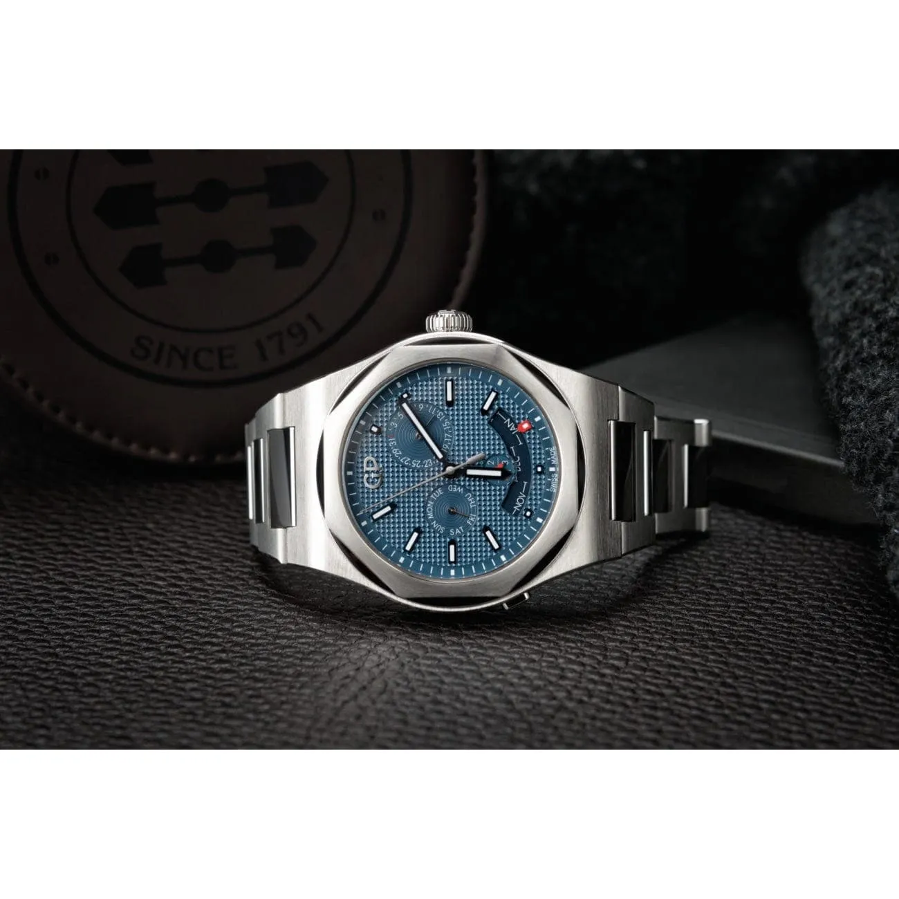 LAUREATO PERPETUAL CALENDAR (PRE-ORDER)