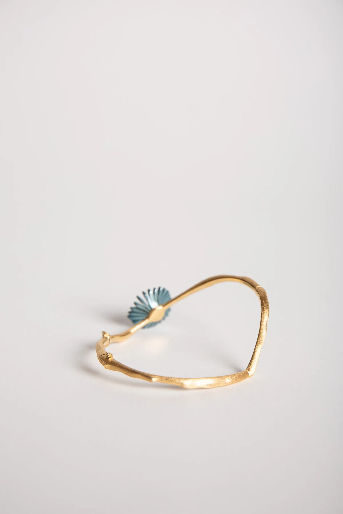 MIKE JOSEPH | 18K YELLOW GOLD PETALI BRACELET