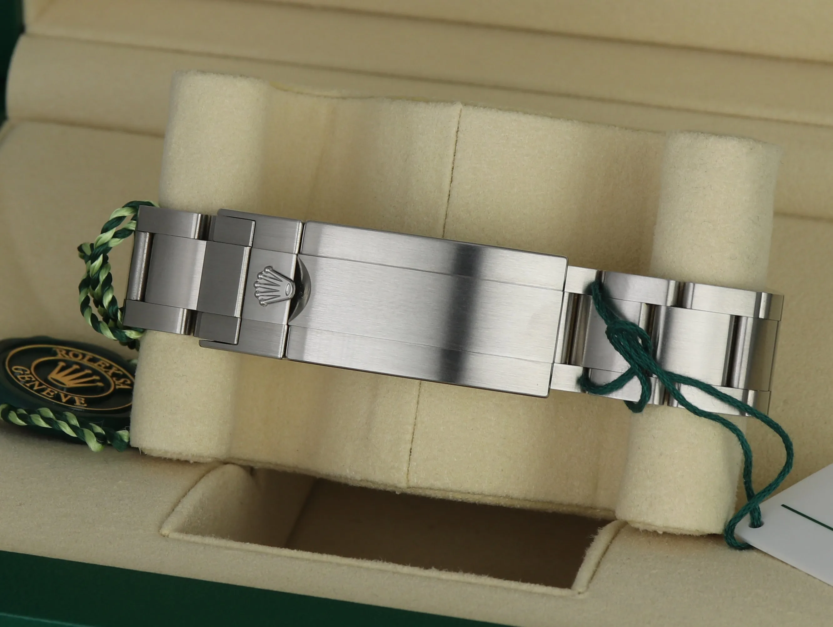 NEW UNWORN 2019 Rolex HULK Submariner Date 116610 LV Green Steel FULL SET Watch
