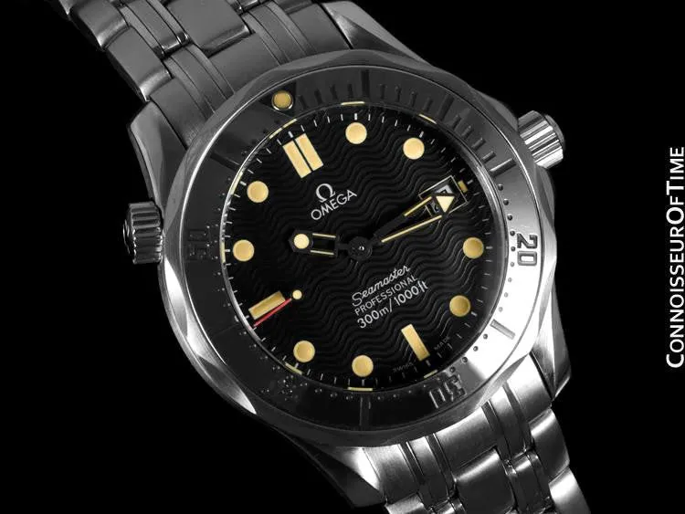 Omega James Bond Seamaster Midsize 300M Professional Diver, Stainless Steel - 2562.80.00