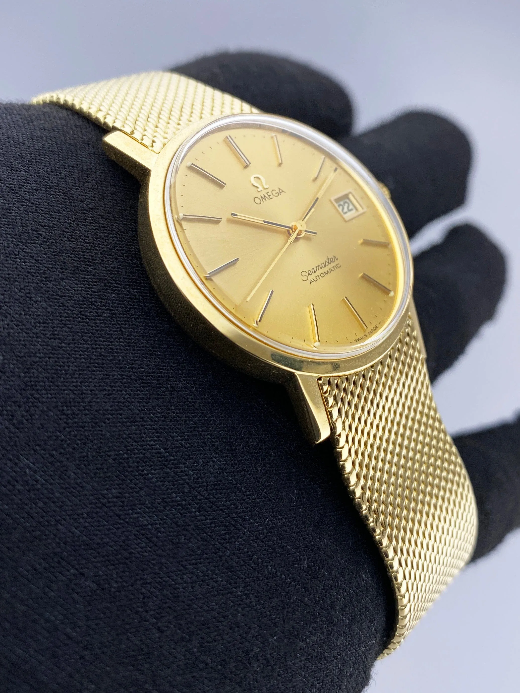 Omega Seamaster 18K Yellow Gold Mens Watch With Box