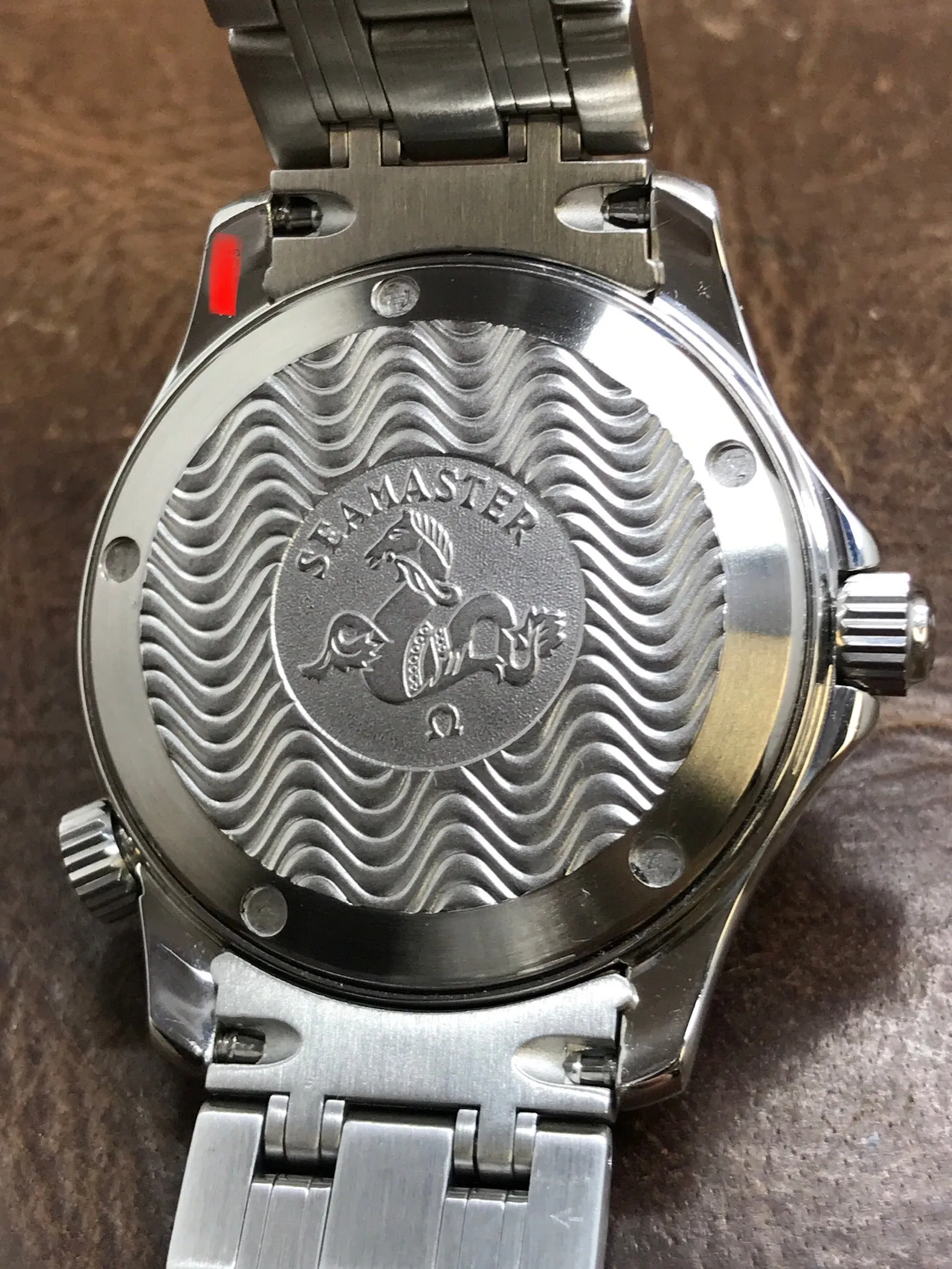 Omega Seamaster 2562.80.00 Blue Wave Dial Quartz Men's Watch