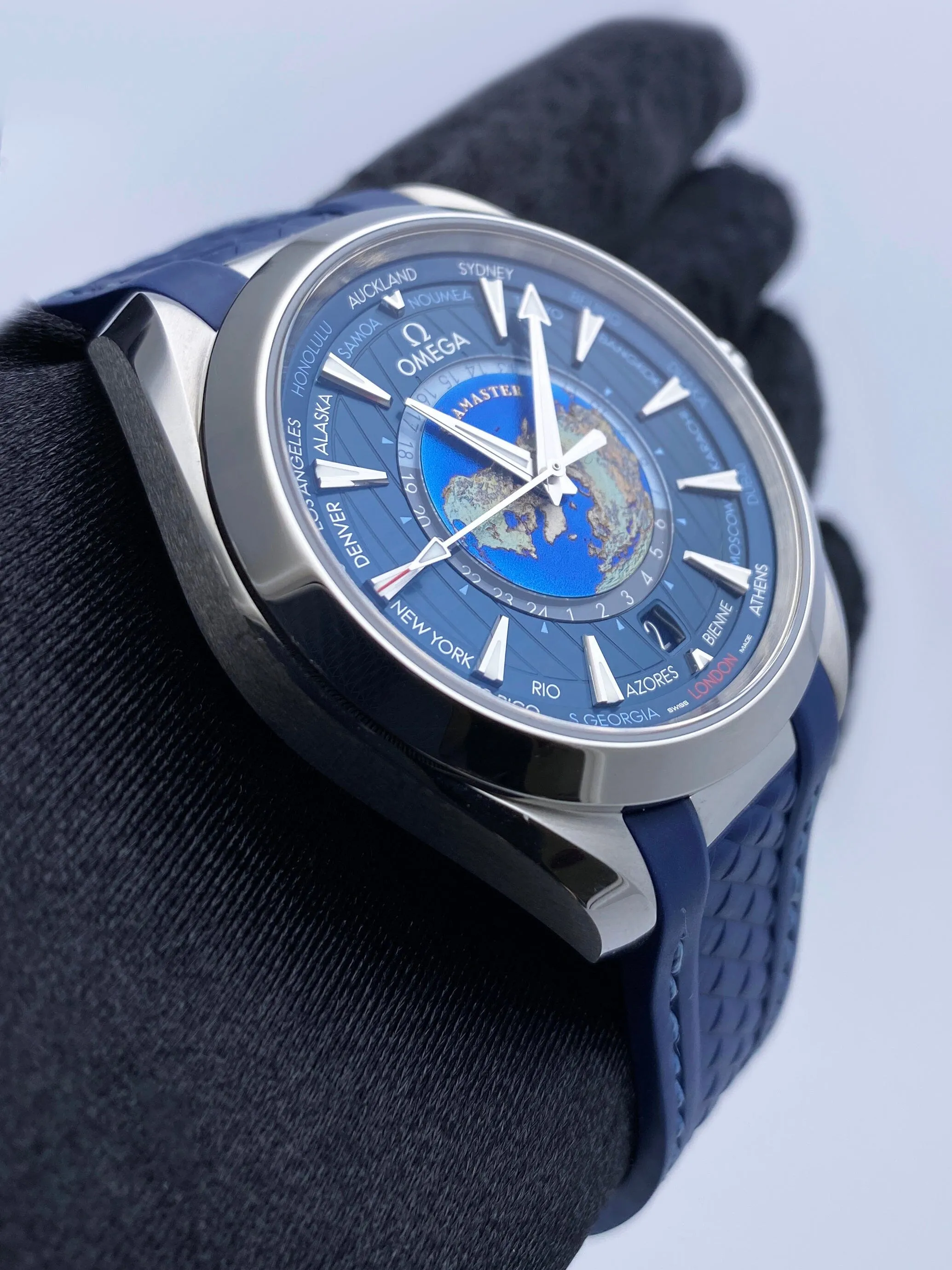 Omega Seamaster Aqua Terra GMT Worldtimer 220.12.43.22.03.001 Watch Box Papers