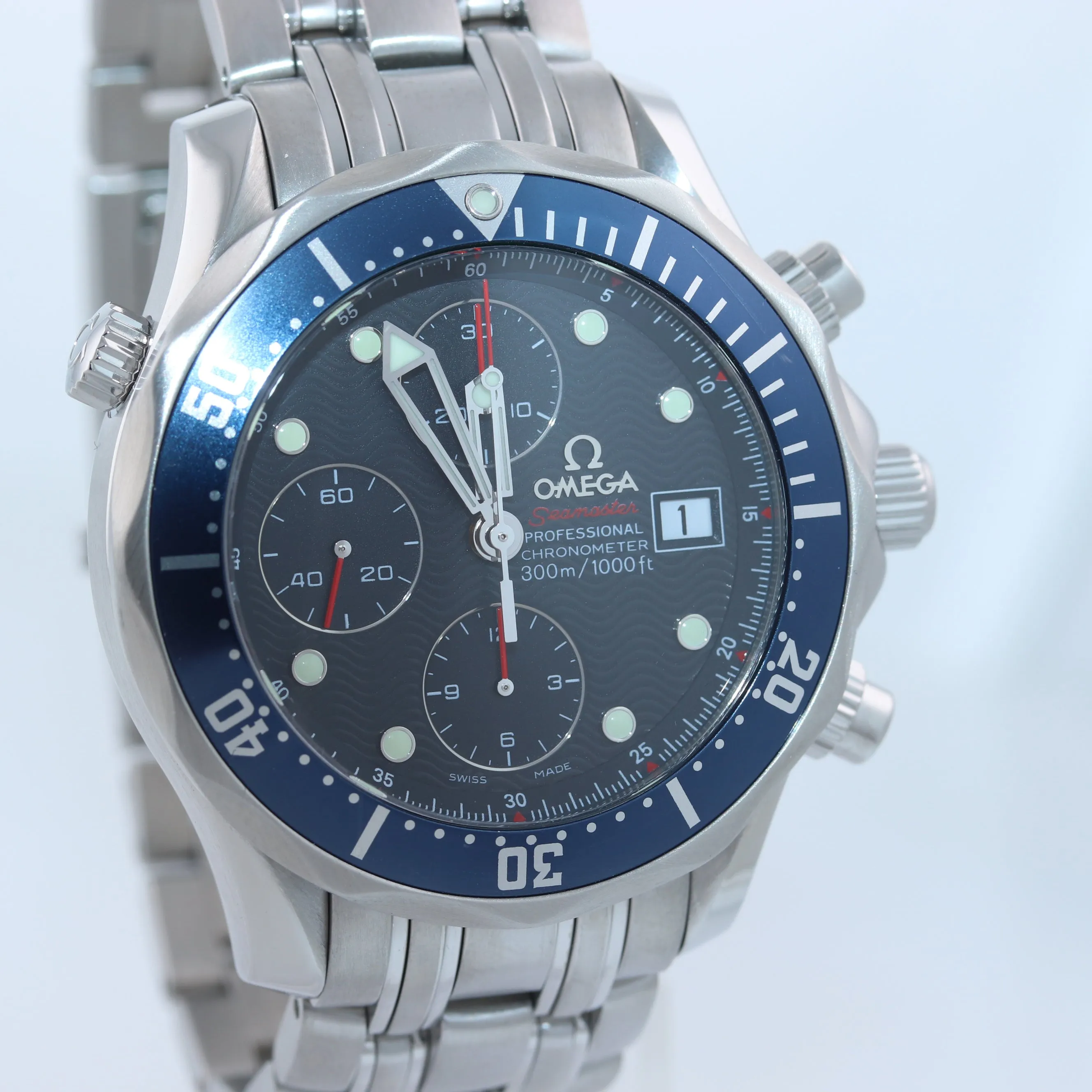 PAPERS Omega Seamaster 300M 2225.80.00 Blue 41.5mm Steel Chronograph Date Watch