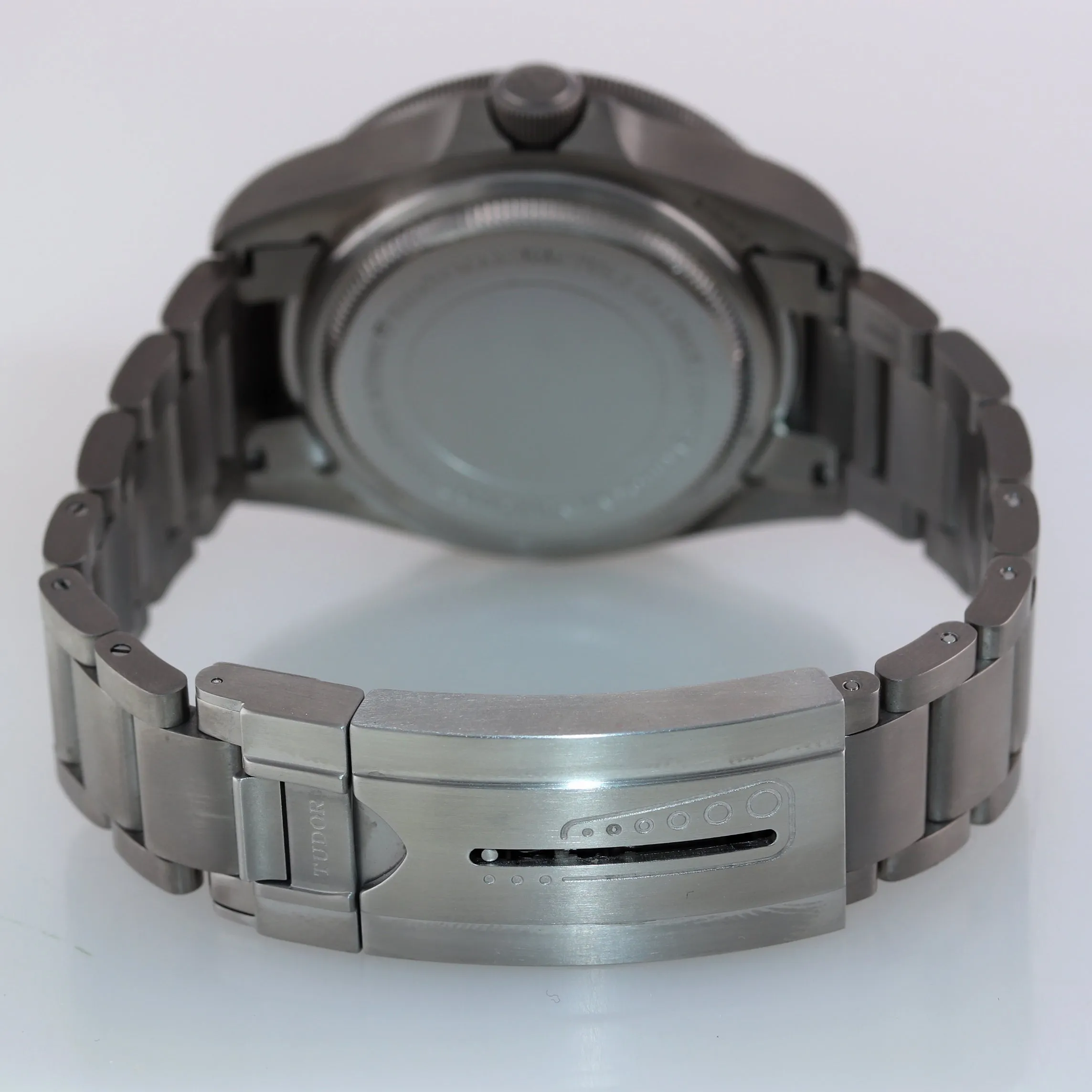 PAPERS Tudor Pelagos Titanium 42mm Dive 25600 TB Blue Lume In House Date Watch