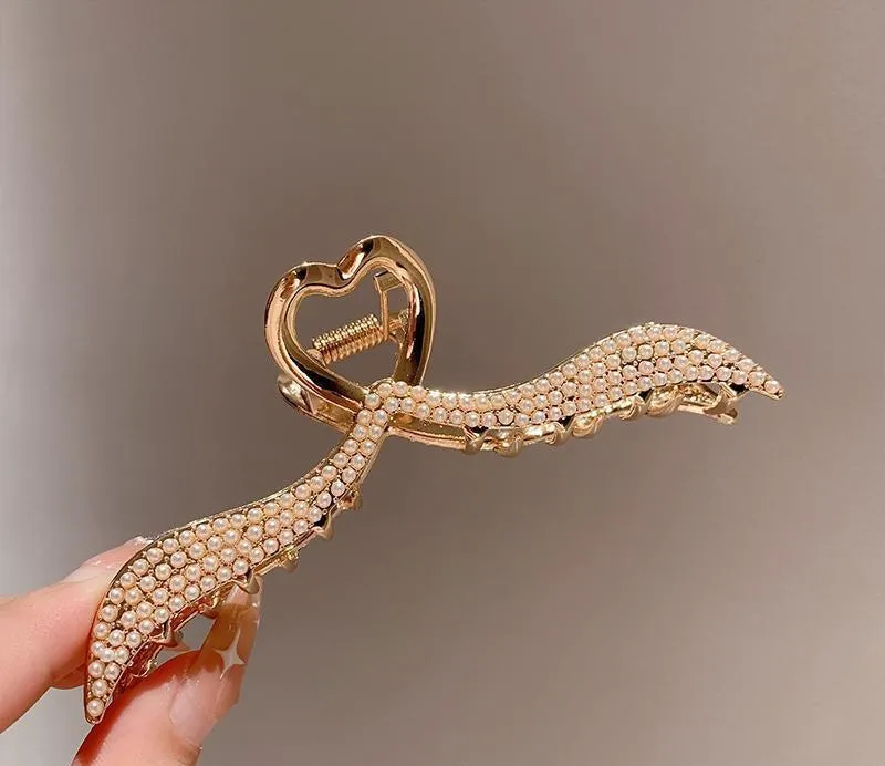 Pearl Hair Claw Clip