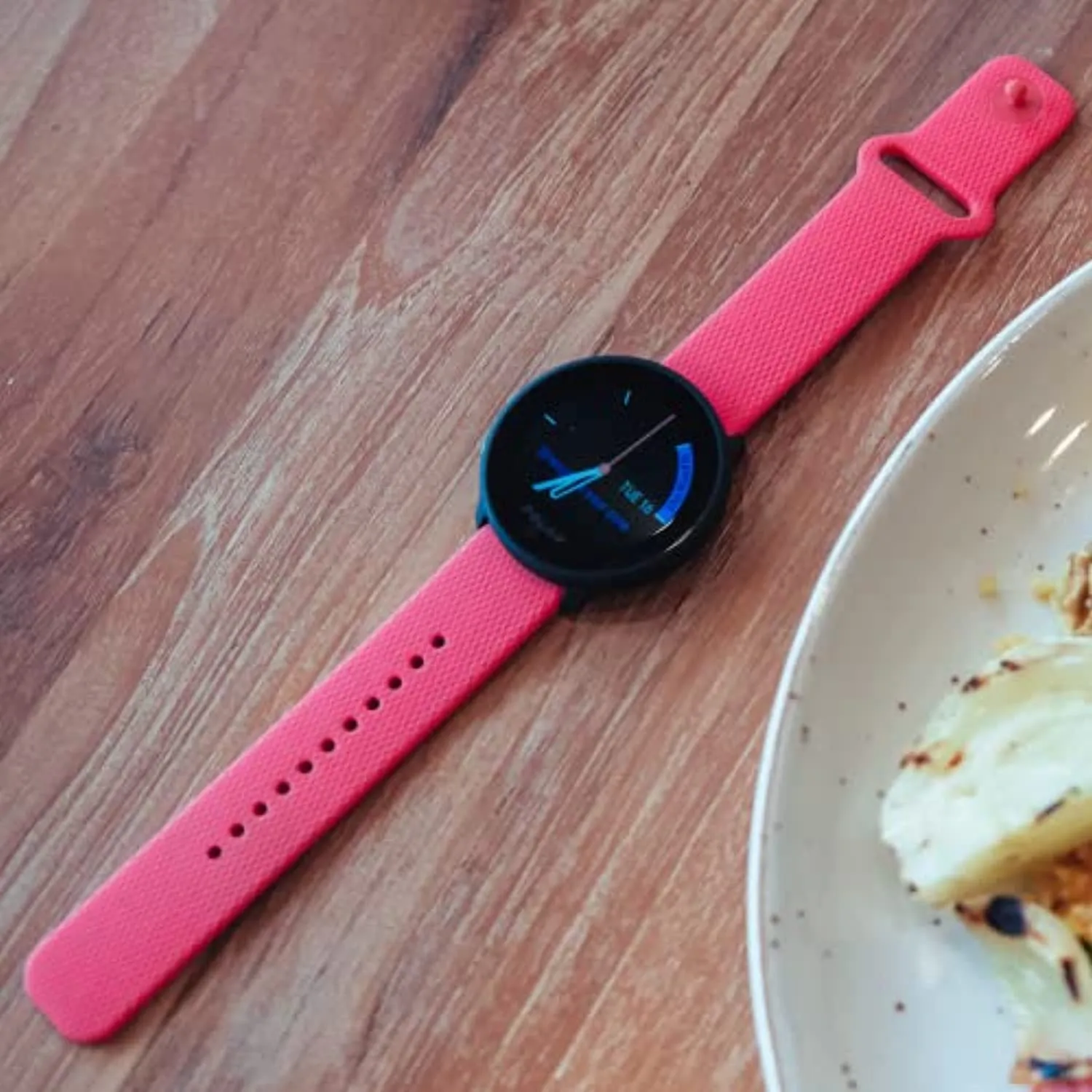 POLAR Unite Waterproof Fitness Watch (Includes Wrist-based Heart Rate and Sleep Tracking)