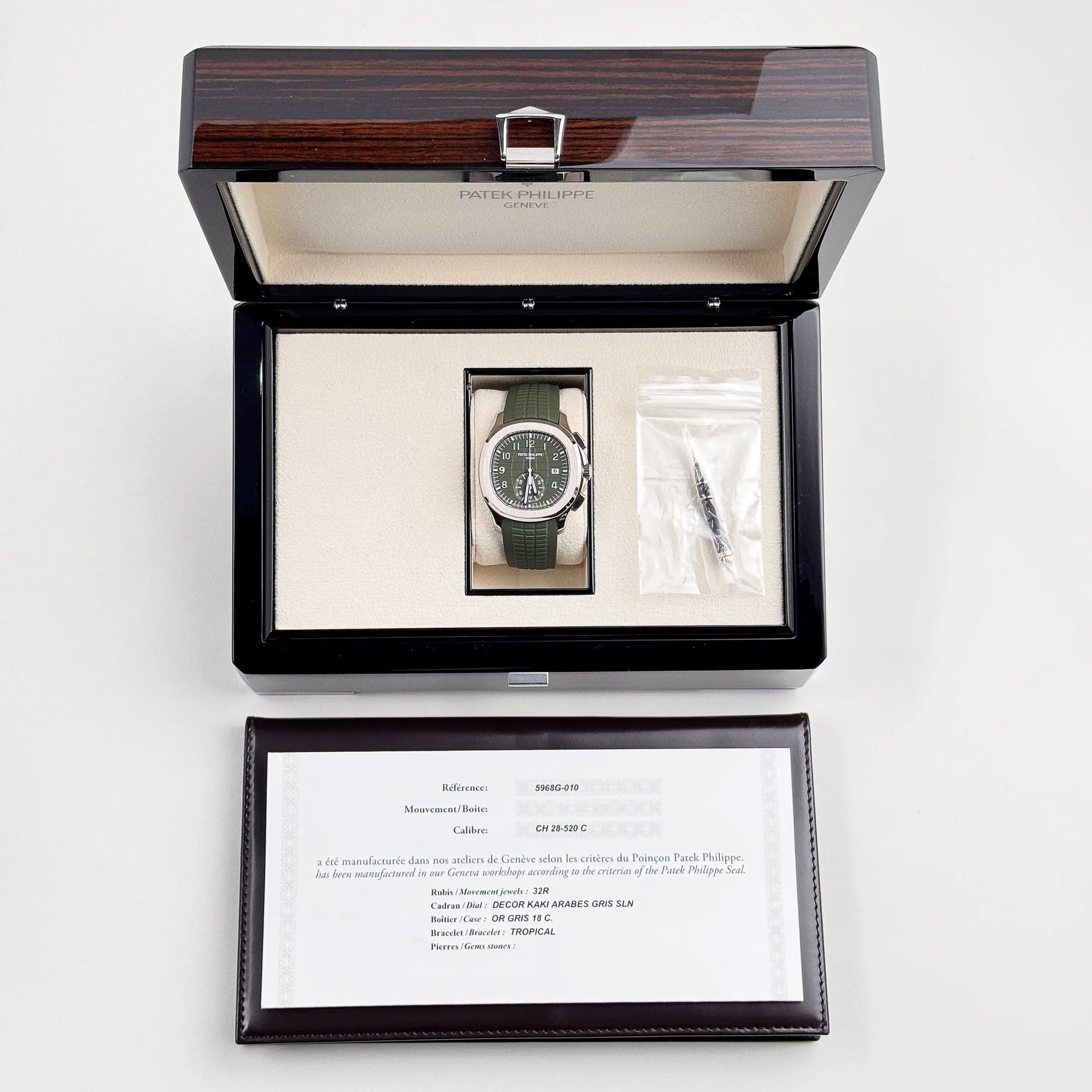 PP Luxury Watches Aquanaut 5968G-010 Chronograph White Gold Khaki Green (2022)