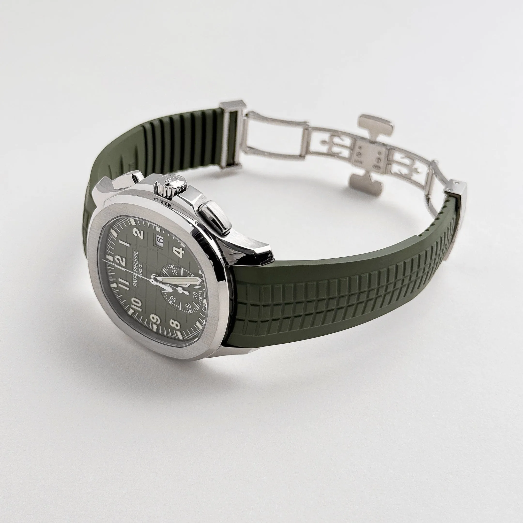 PP Luxury Watches Aquanaut 5968G-010 Chronograph White Gold Khaki Green (2022)