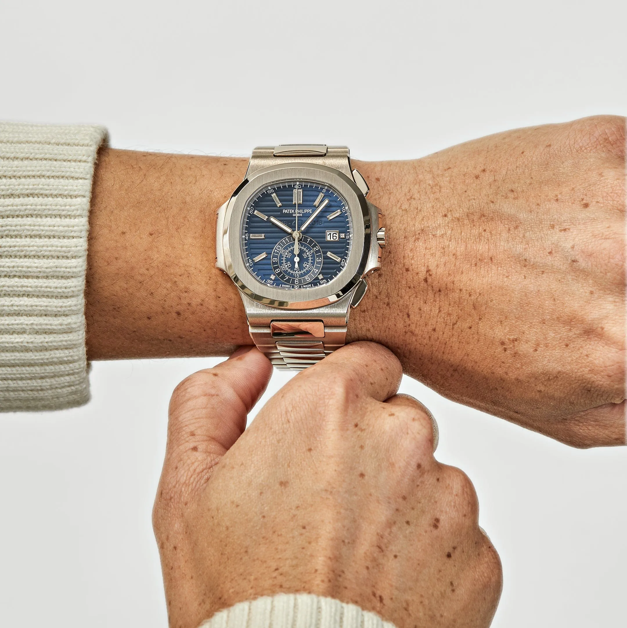 PP Luxury Watches Nautilus 5976/1G-001 '40th Anniversary' Chronograph White Gold Blue Diamond Dial Limited Edition (2018)