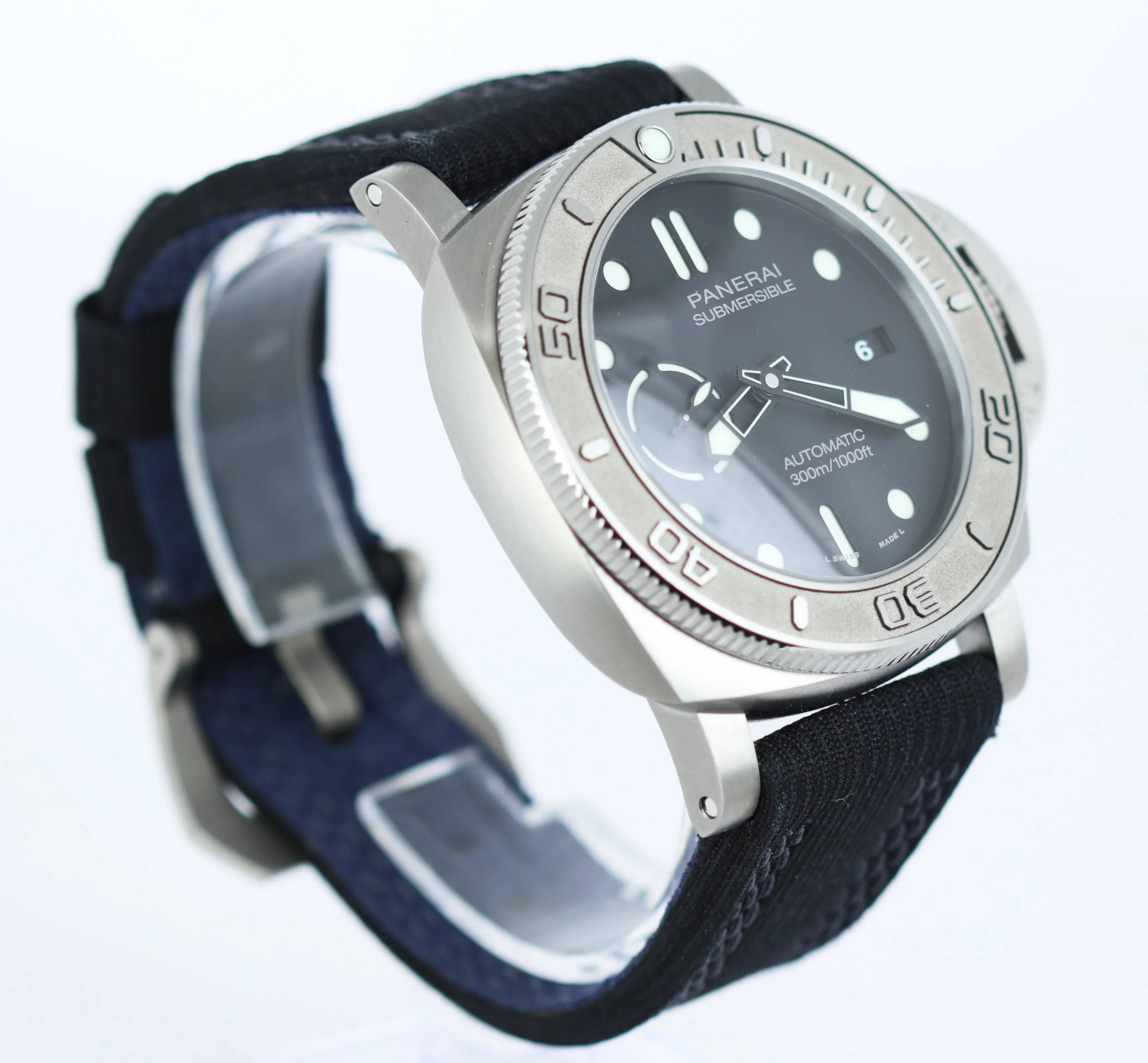 RARE MINT Panerai Luminor Submersible PAM00984 'Mike Horn' Titanium 47mm PAM 984
