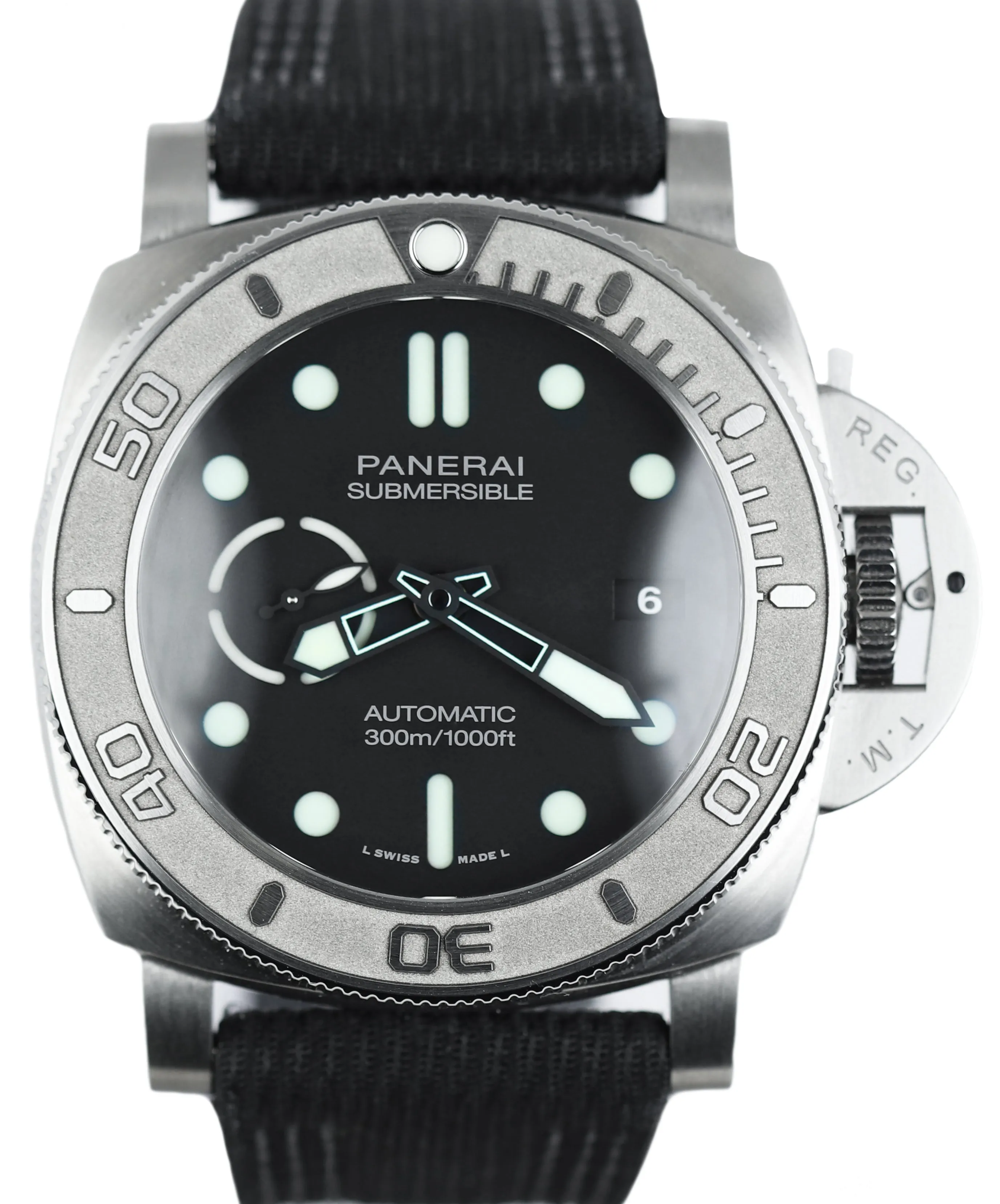RARE MINT Panerai Luminor Submersible PAM00984 'Mike Horn' Titanium 47mm PAM 984