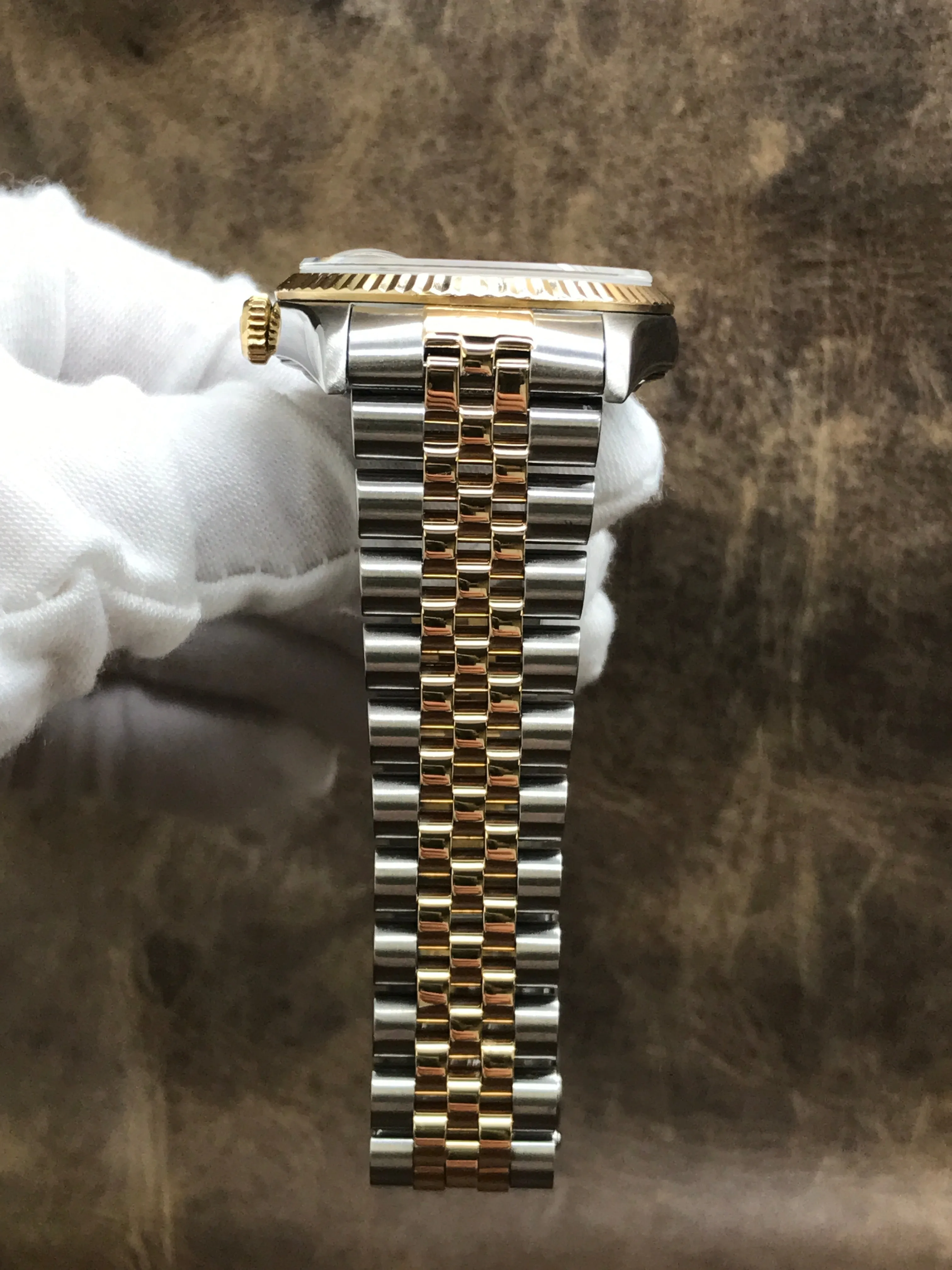 Rolex Datejust 36mm 16233 Champagne Roman Dial Automatic Watch
