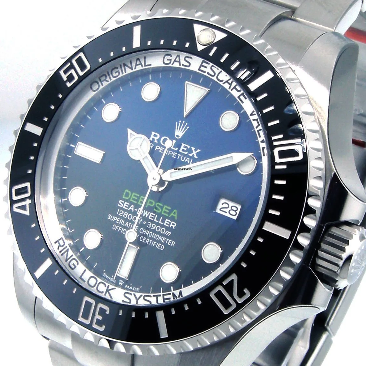 Rolex Sea-Dweller Deepsea 44mm Stainless Steel D-Blue James Cameron Dial 126660