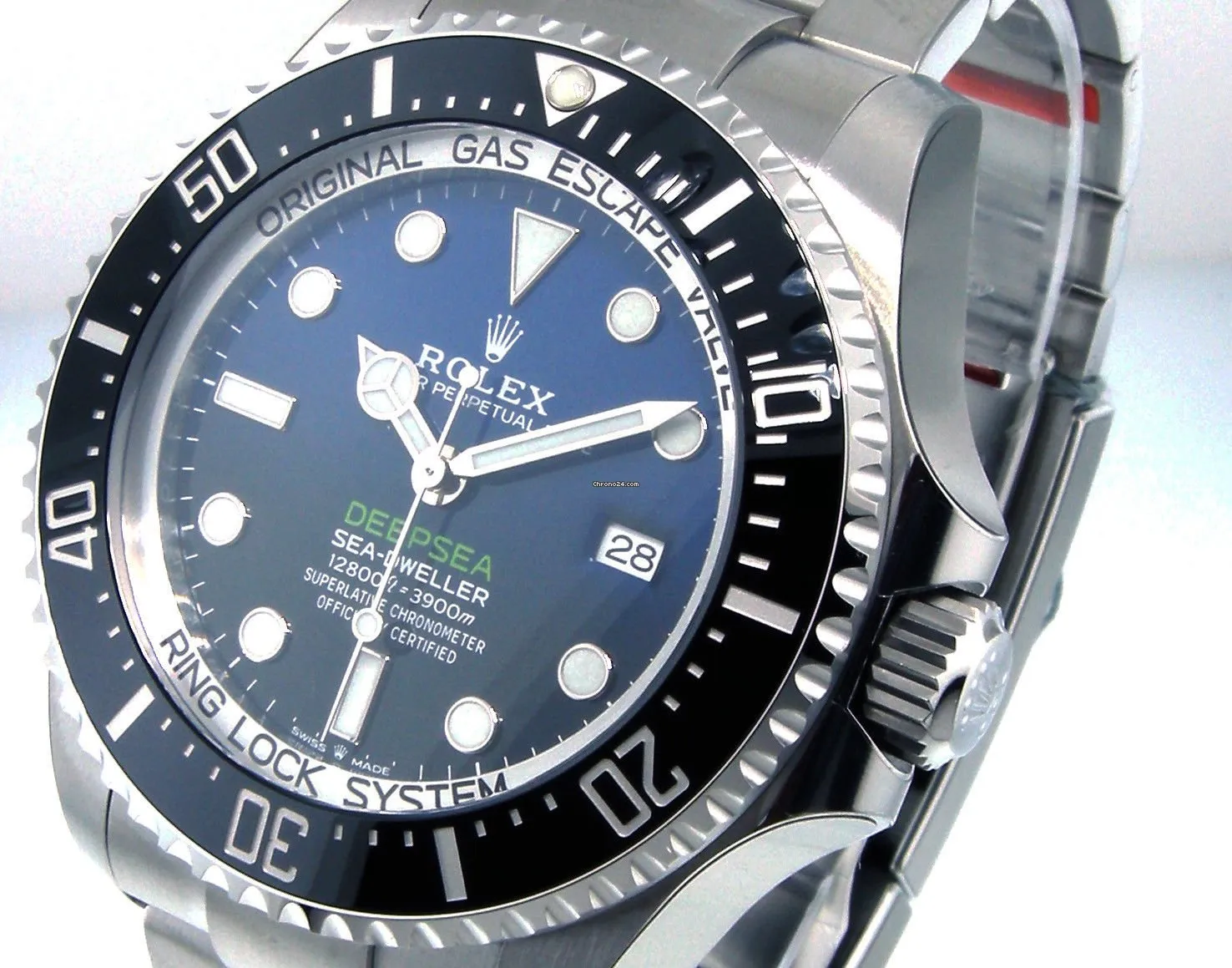Rolex Sea-Dweller Deepsea 44mm Stainless Steel D-Blue James Cameron Dial 126660