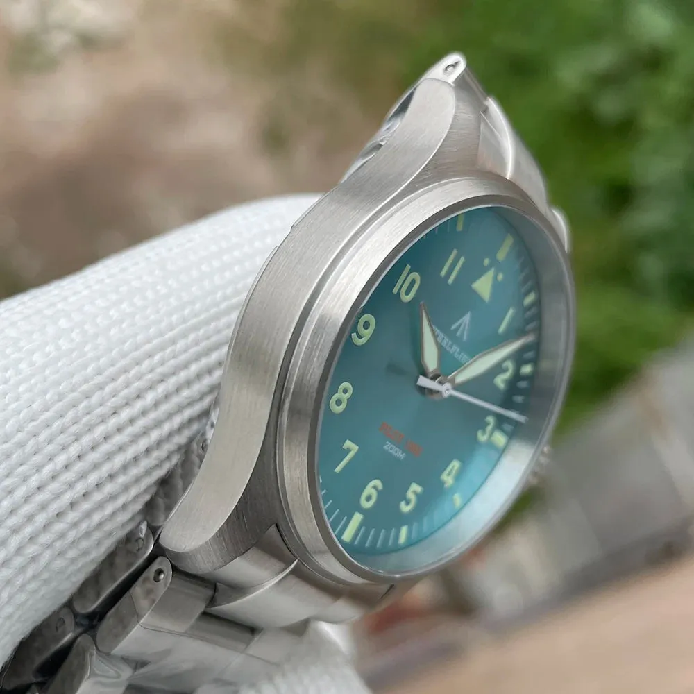 Steelflier 39mm VH31 Quartz Pilot Watch SF740