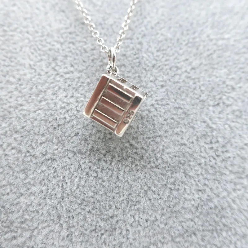 Tiffany & Co. Elsa Peretti Atlas Cube Pendant Necklace Sterling Silver