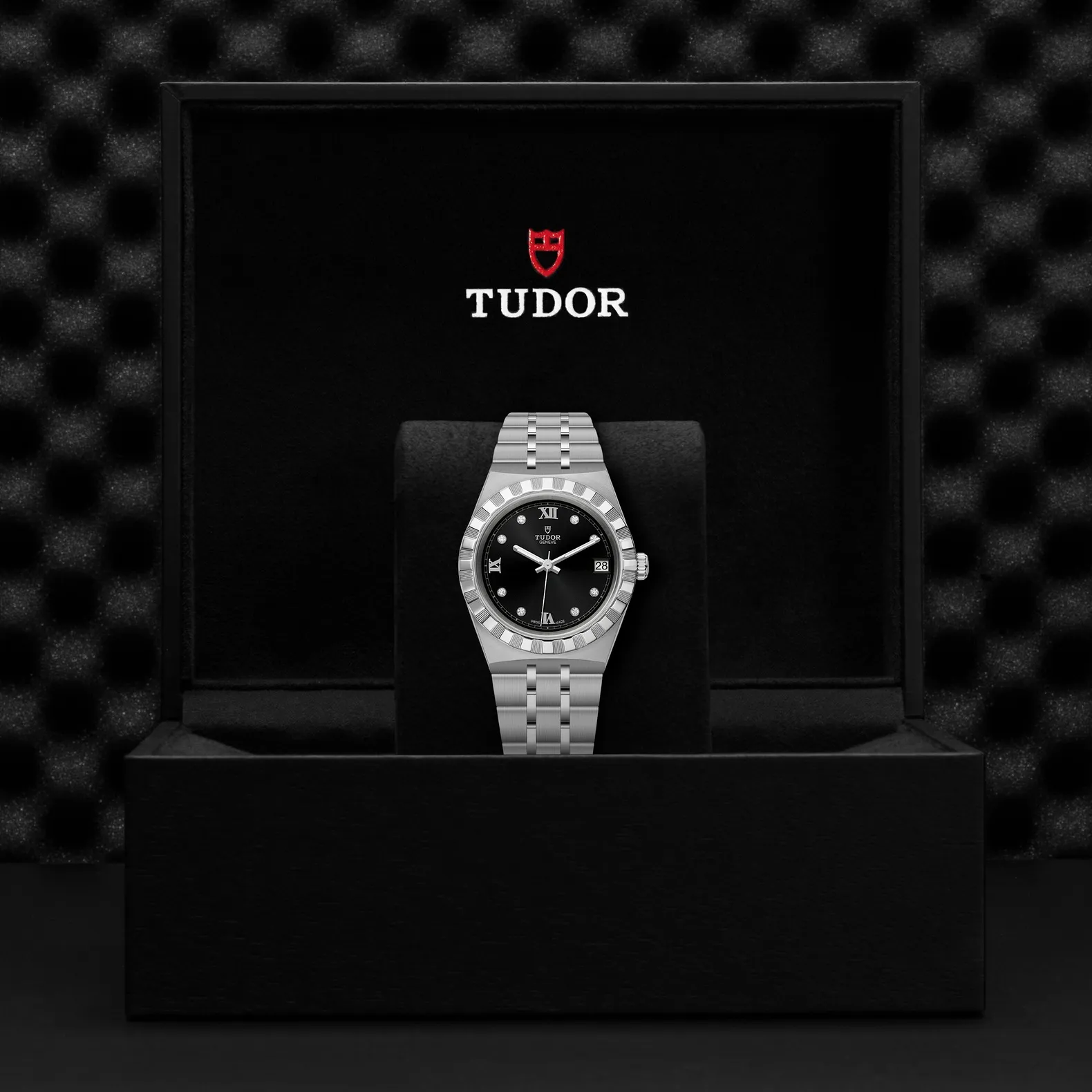Tudor Royal