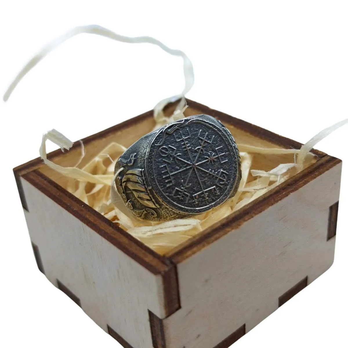 Vegvisir with Drakkar silver signet ring