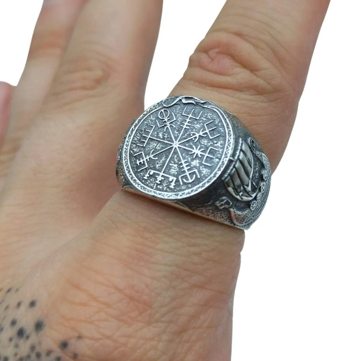 Vegvisir with Drakkar silver signet ring