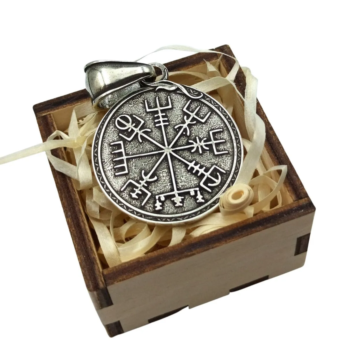 Vegvisir with viking long ship silver pendant
